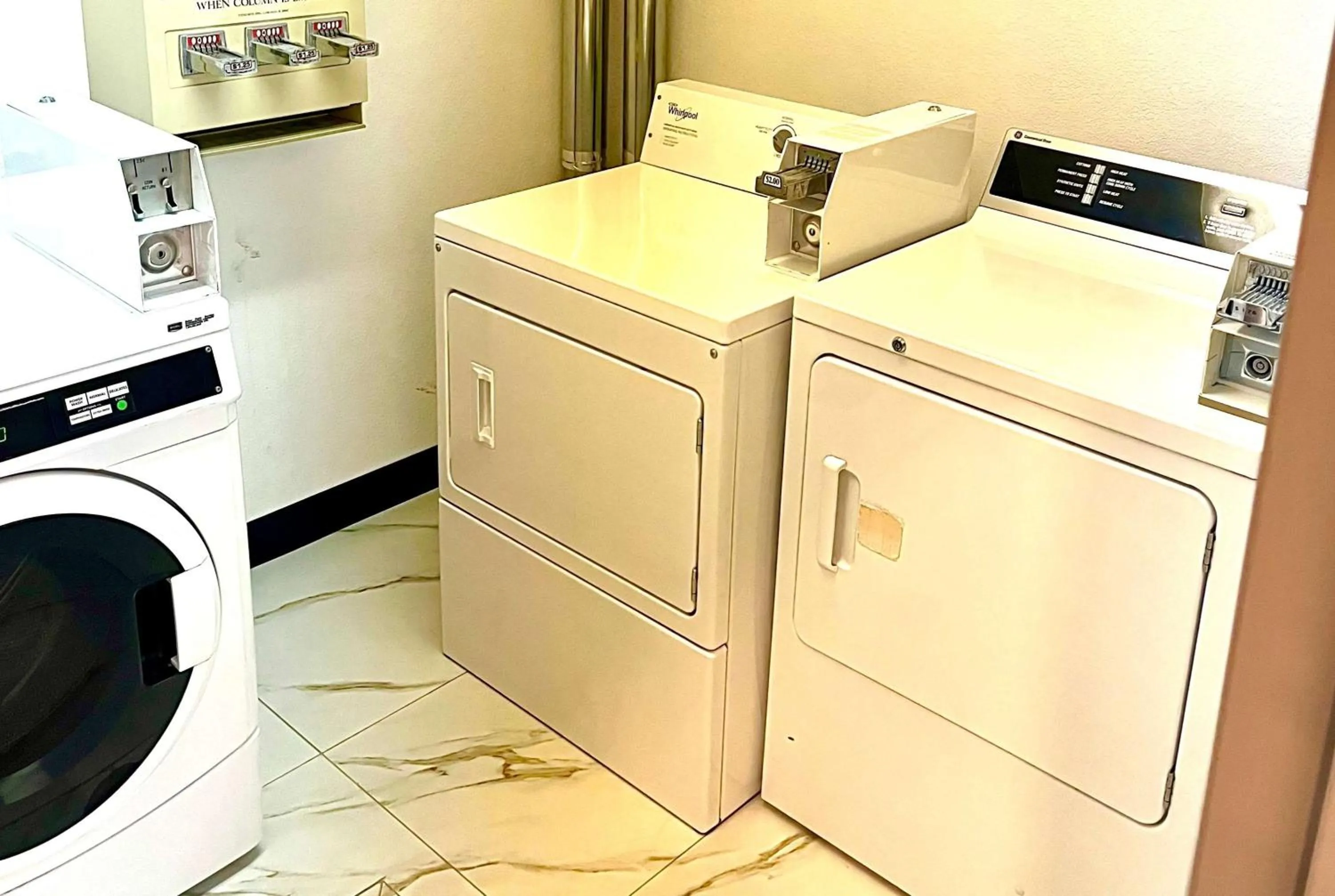 On site in Super 8 by Wyndham Hinton