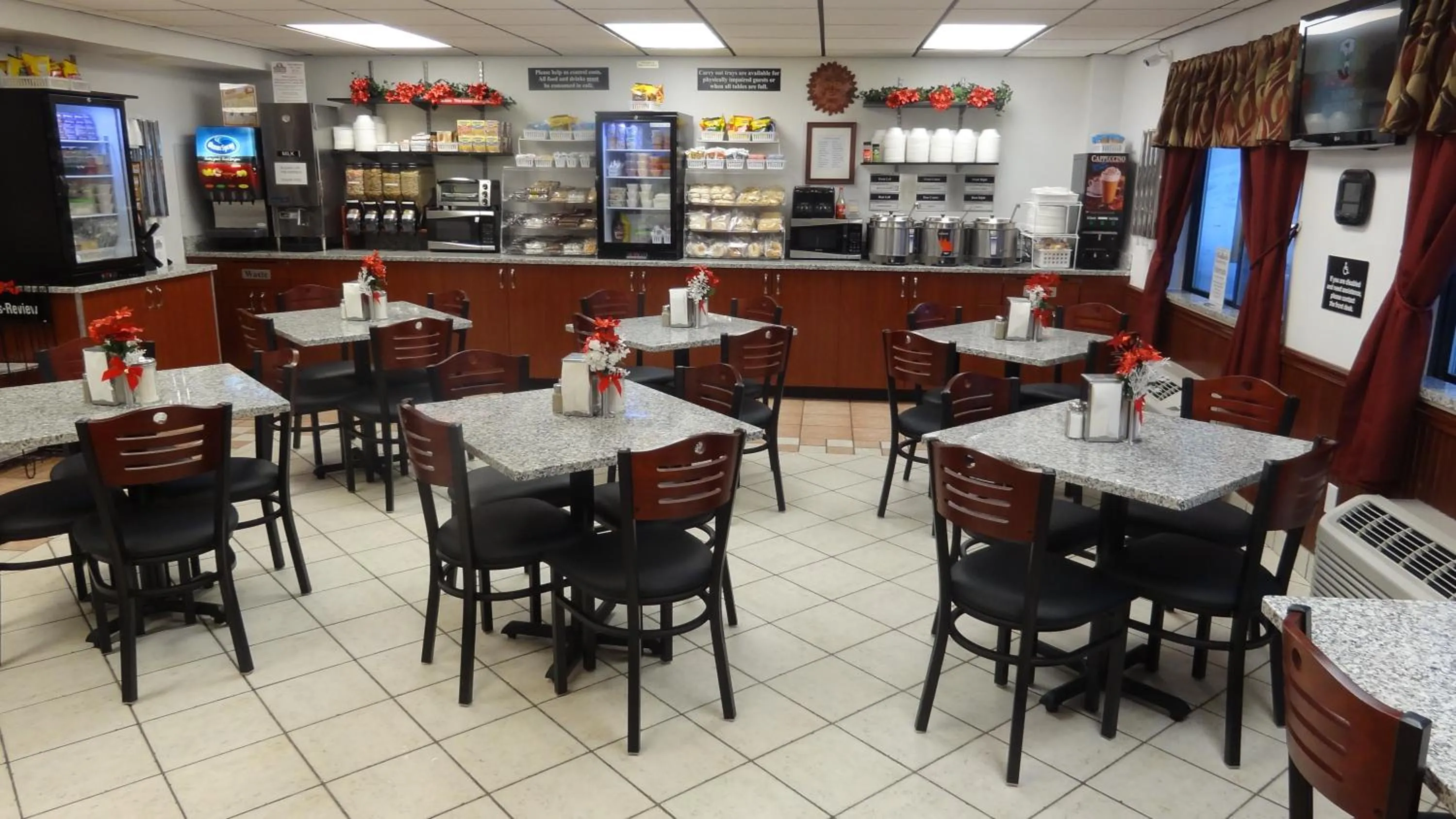 Restaurant/places to eat in Baymont by Wyndham Petoskey