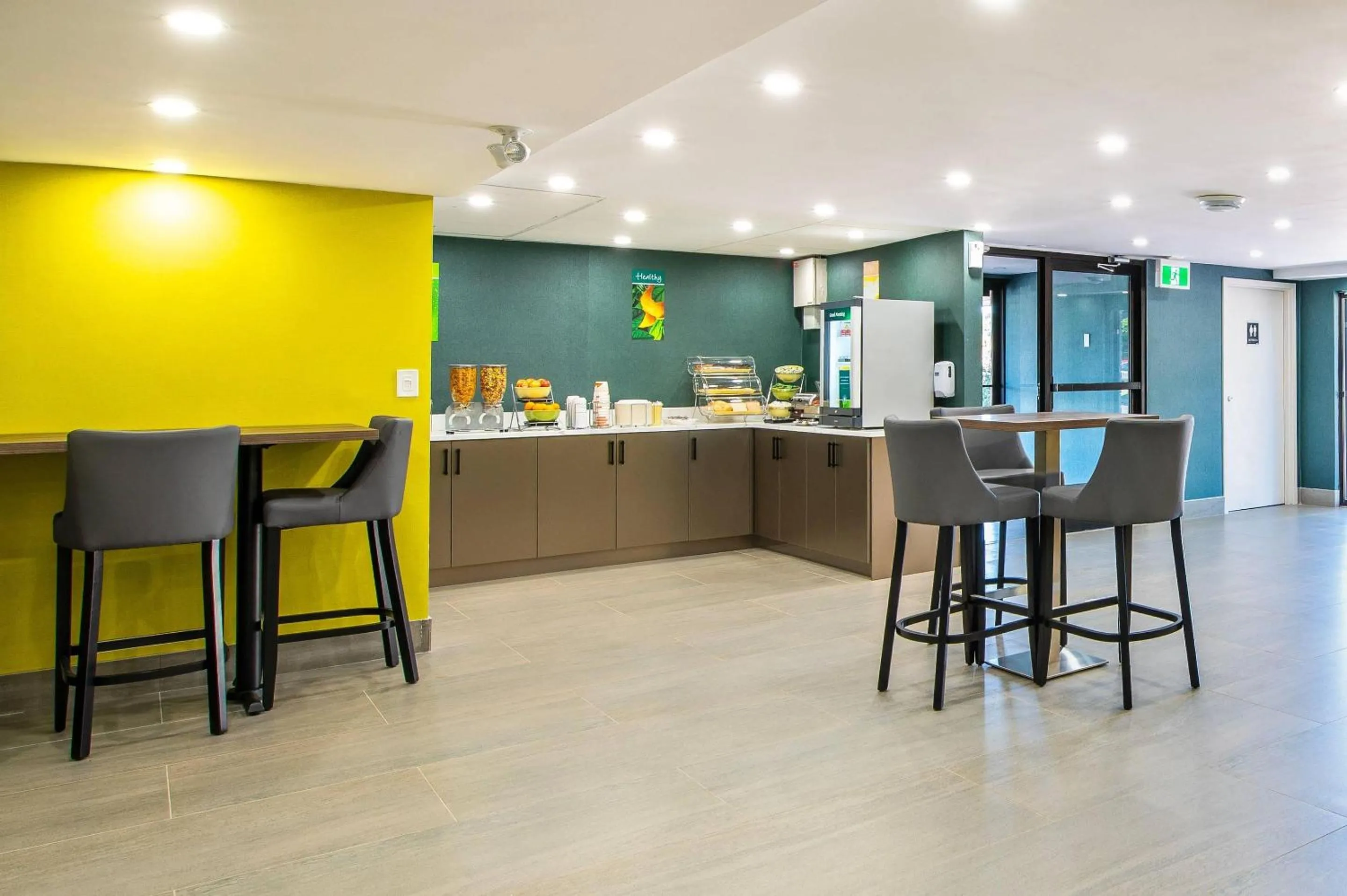 Breakfast in Quality Inn