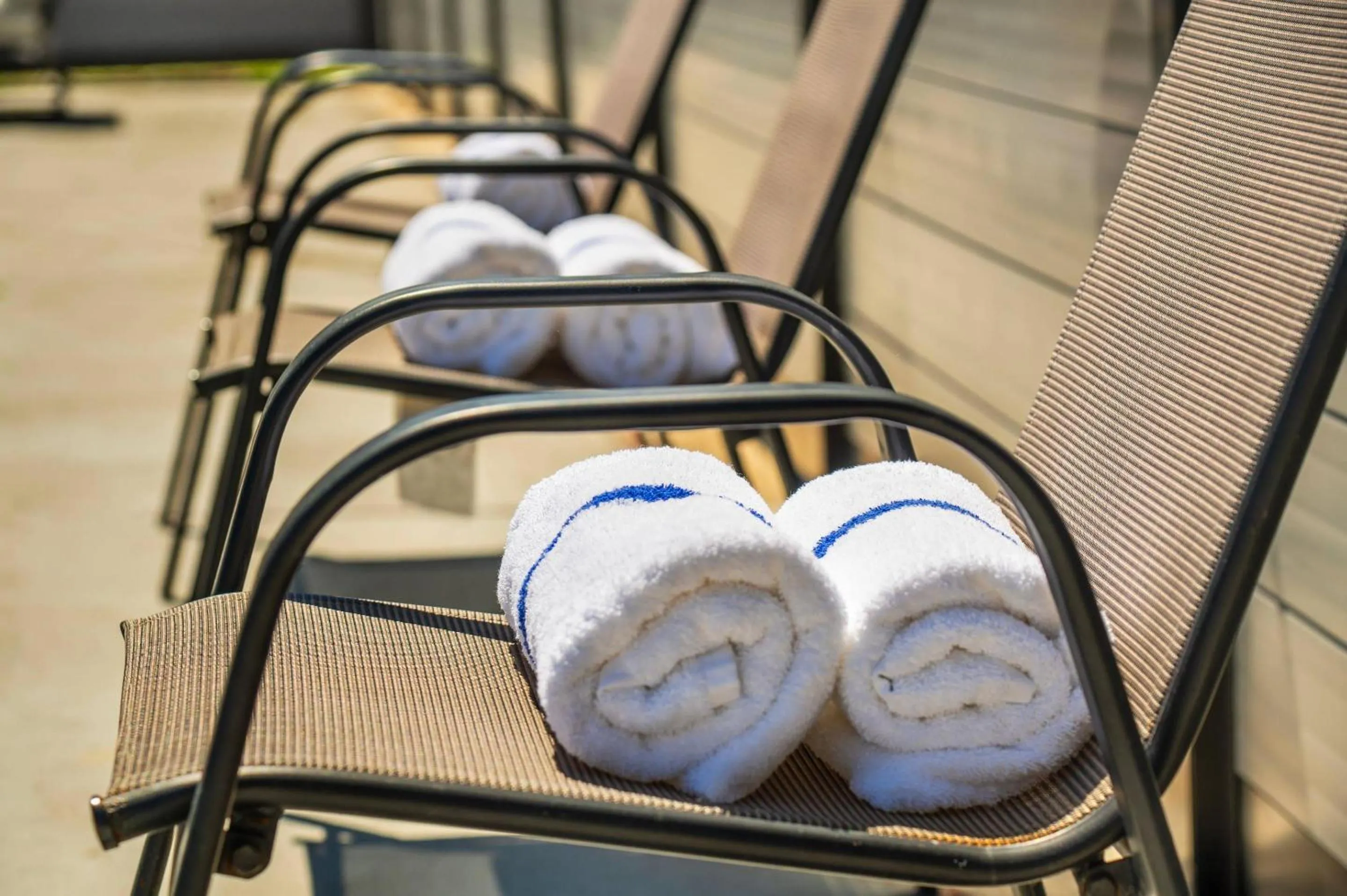 Swimming pool in Quality Inn