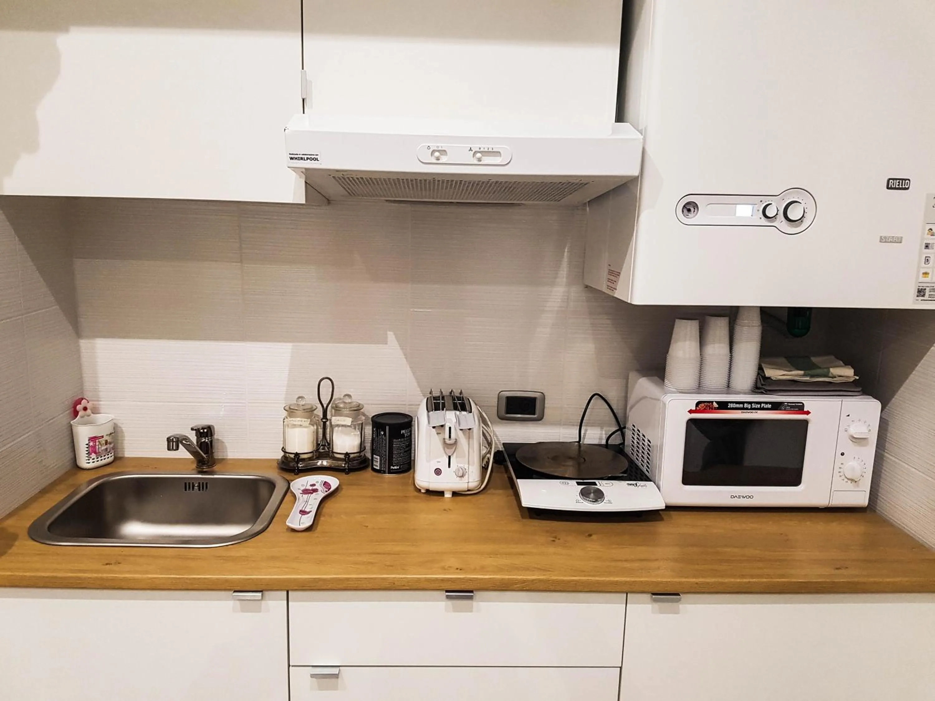 Kitchen or kitchenette in Guest House Maria