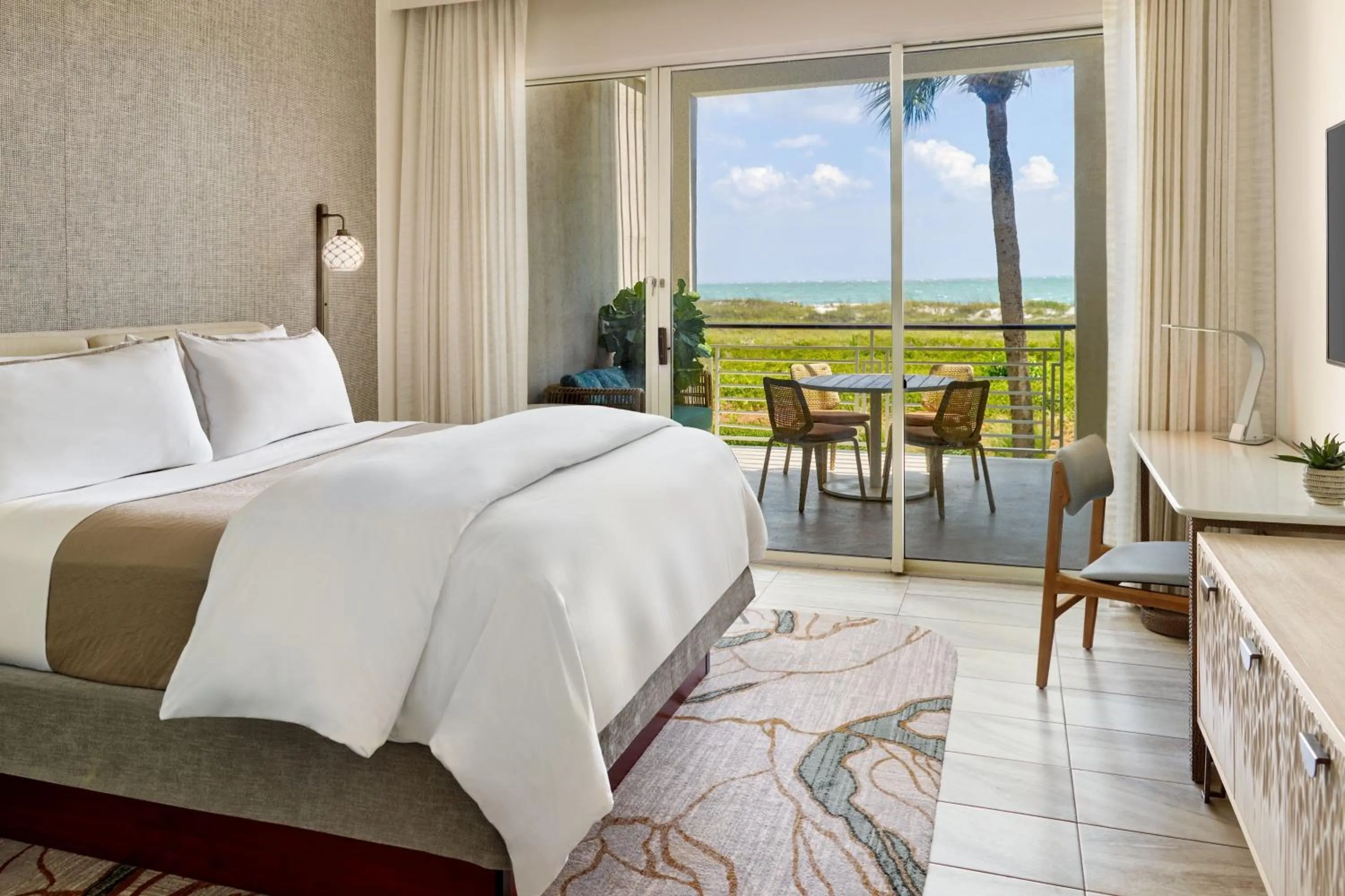 Bedroom, Bed in The Westin Hilton Head Island Resort & Spa