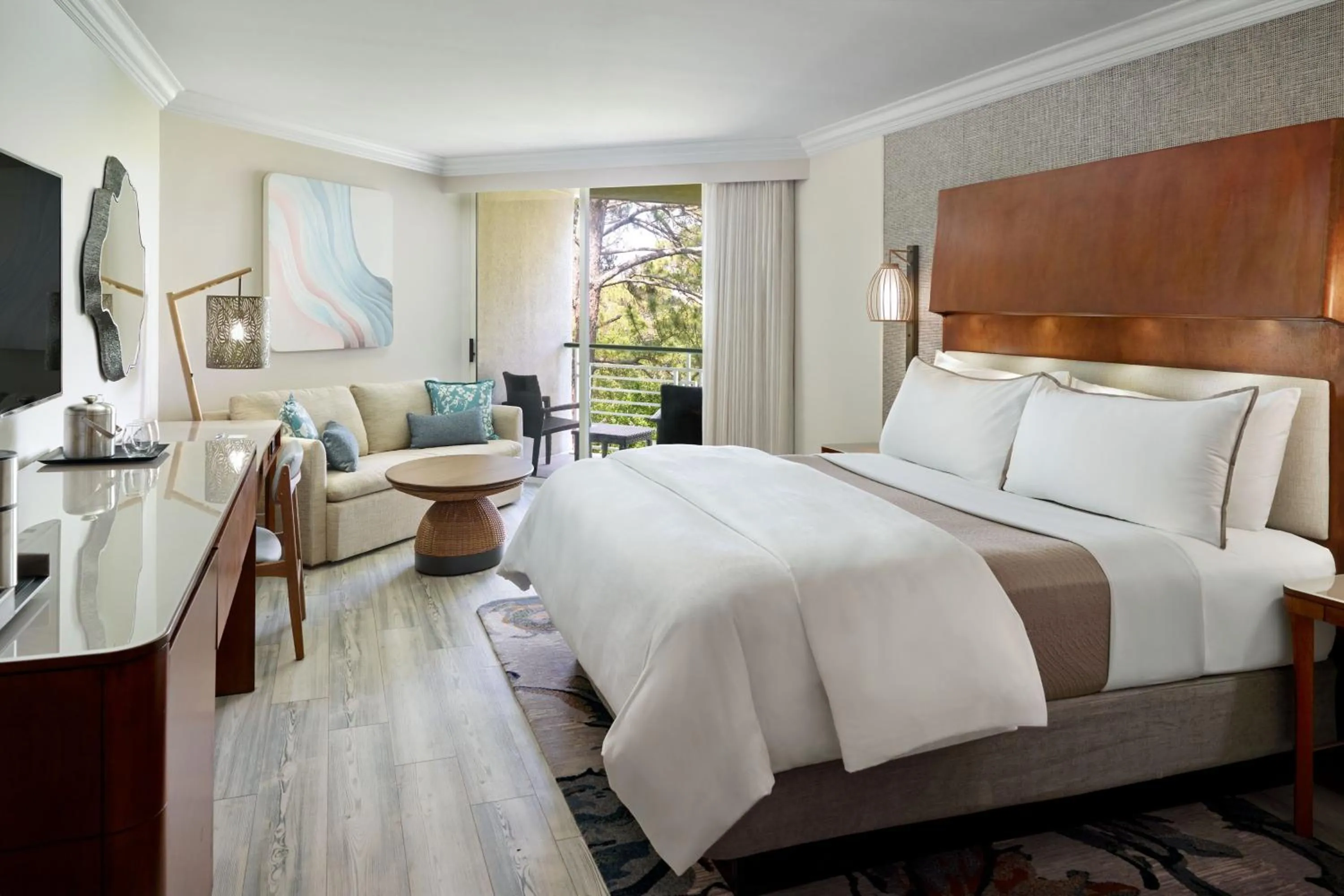 Photo of the whole room, Bed in The Westin Hilton Head Island Resort & Spa