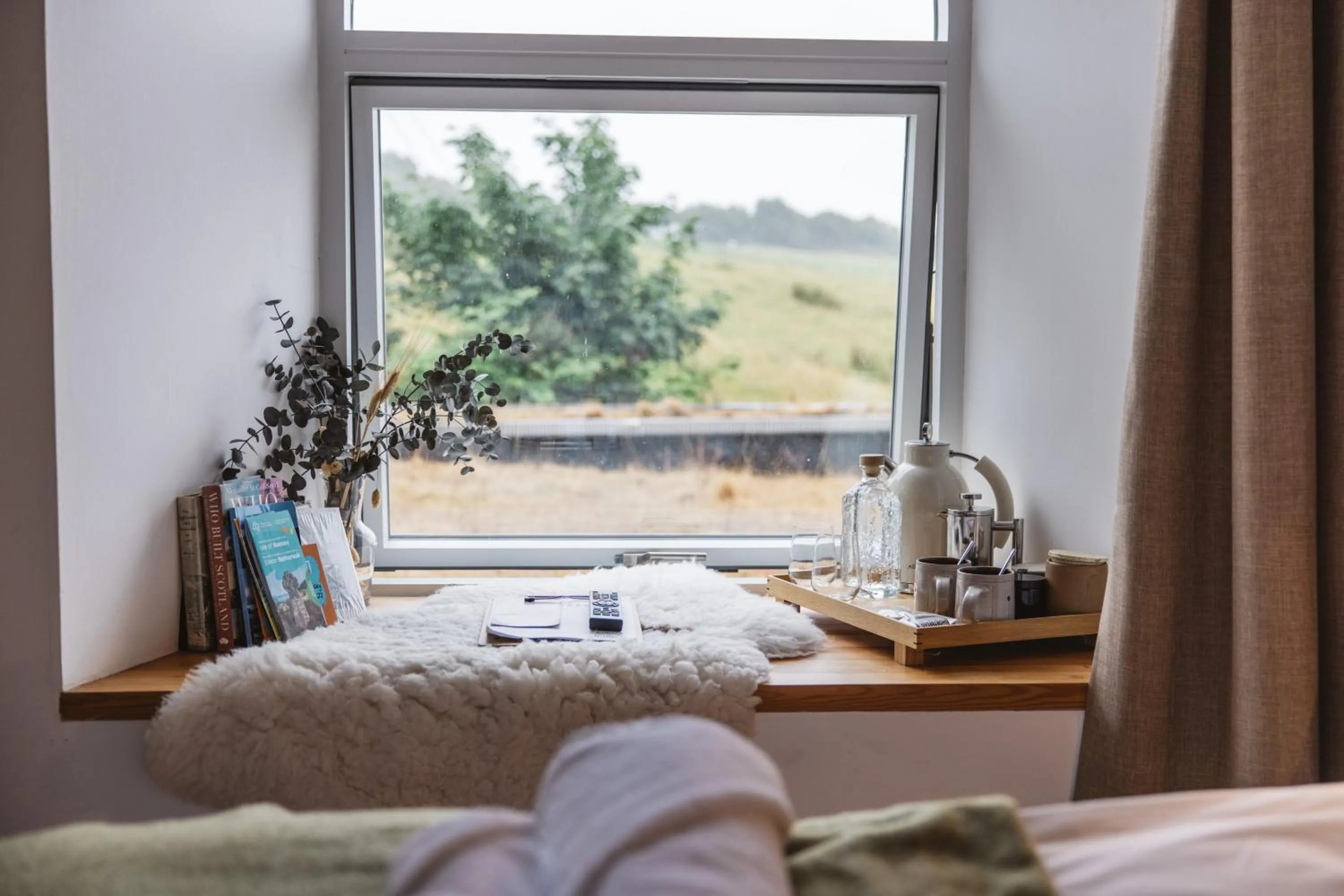 Coffee/tea facilities, Bed in Isle of Raasay Distillery