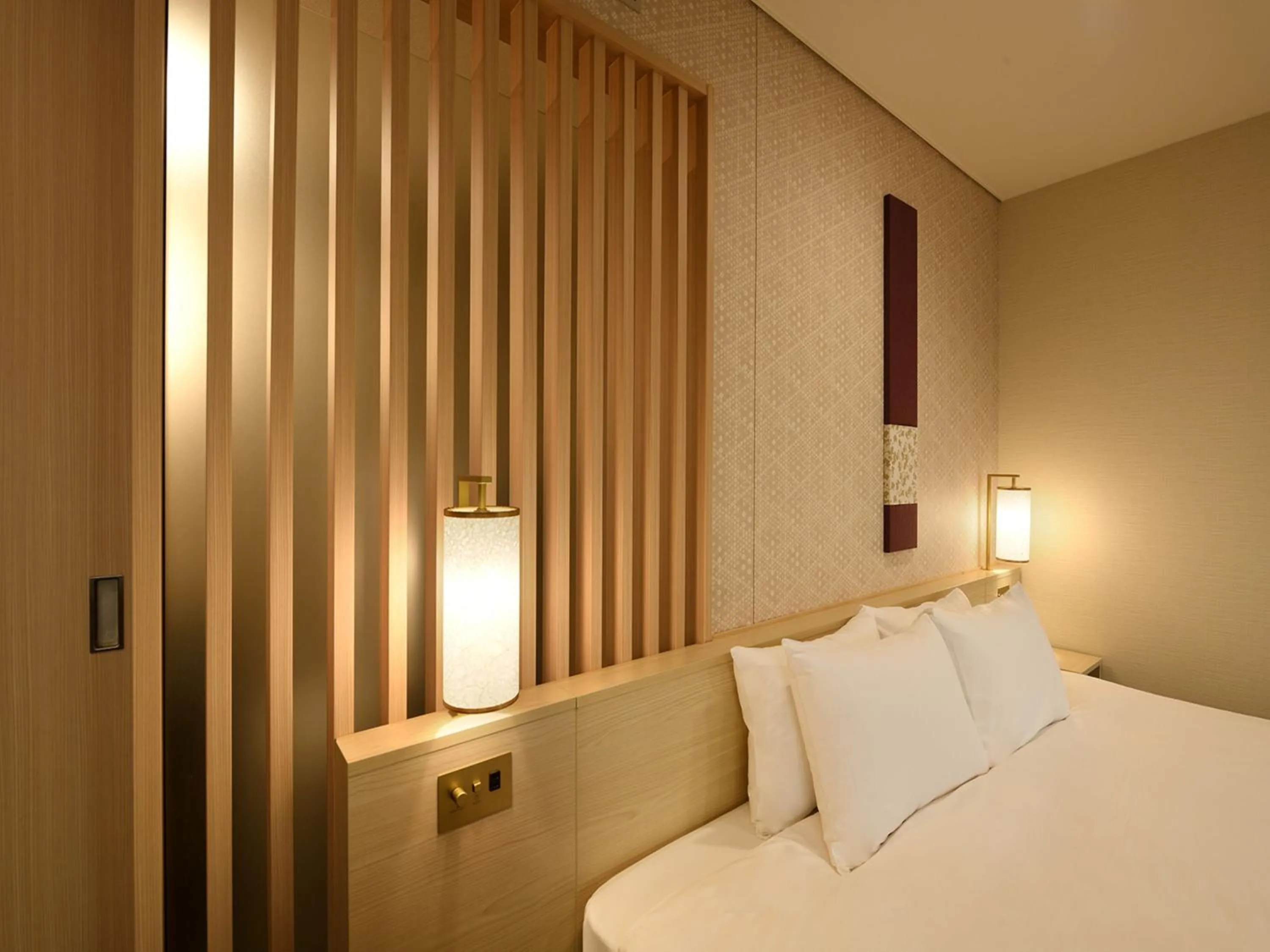 Bed in Shinjuku Prince Hotel