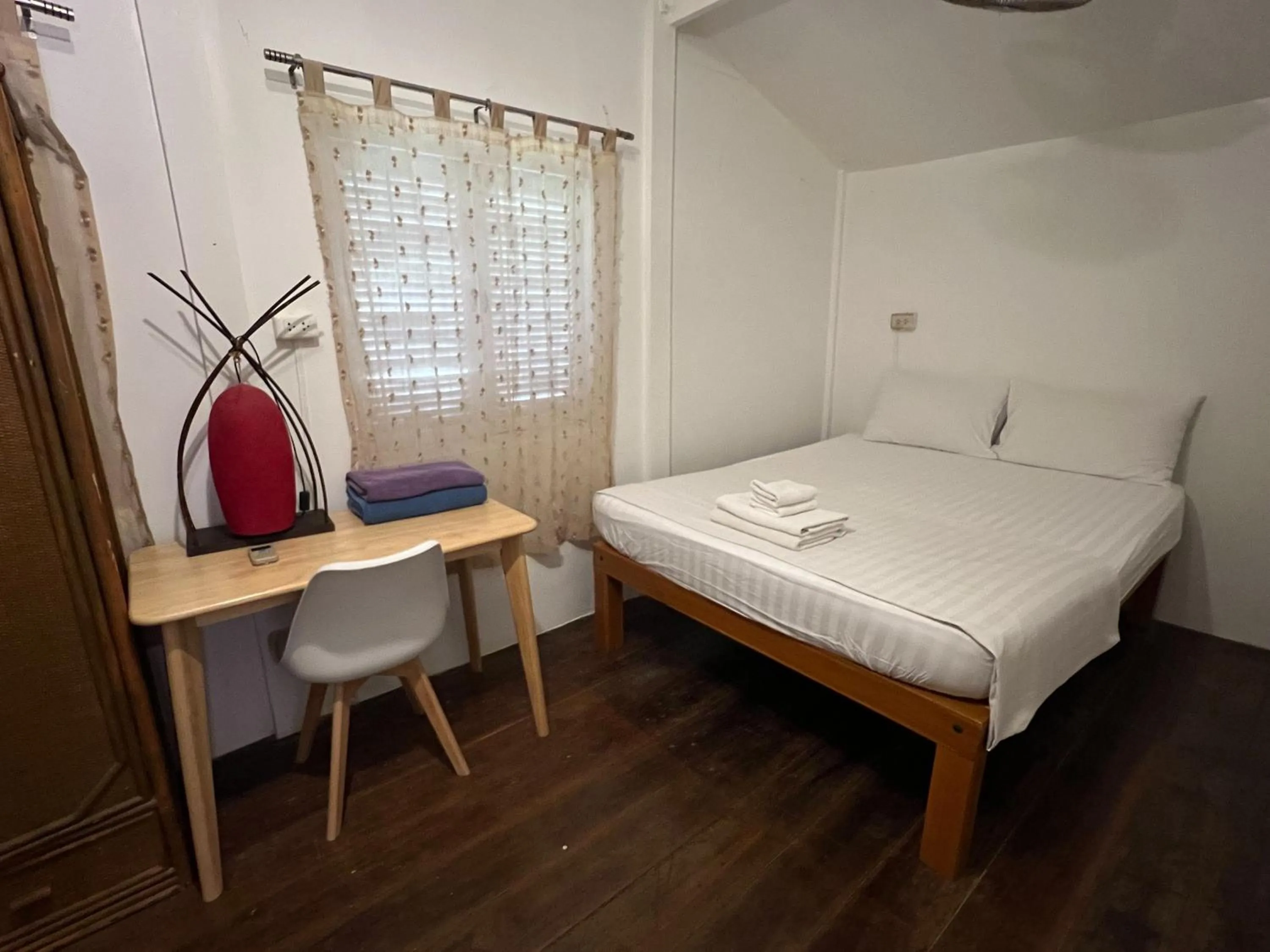 Bedroom, Bed in Bangpo Village