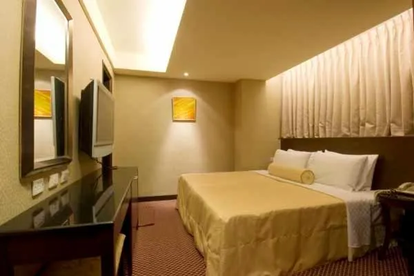 Photo of the whole room, Bed in Lio Hotel - Taipei Main Station
