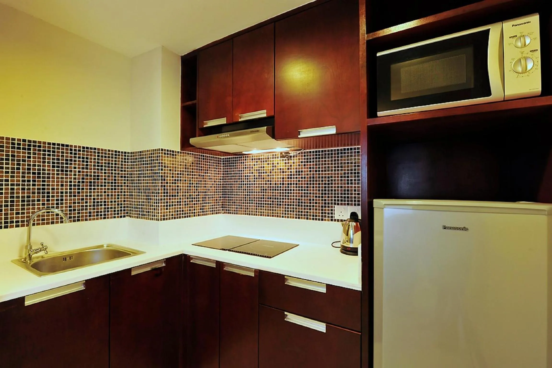 Kitchen or kitchenette in Ming Garden Hotel & Residences