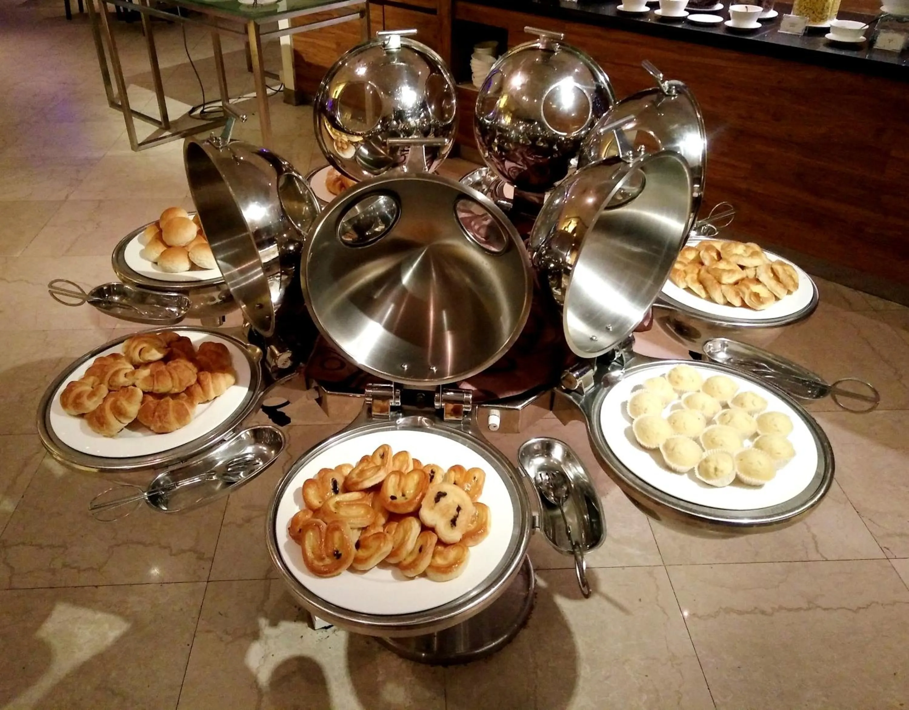 Breakfast in Ming Garden Hotel & Residences