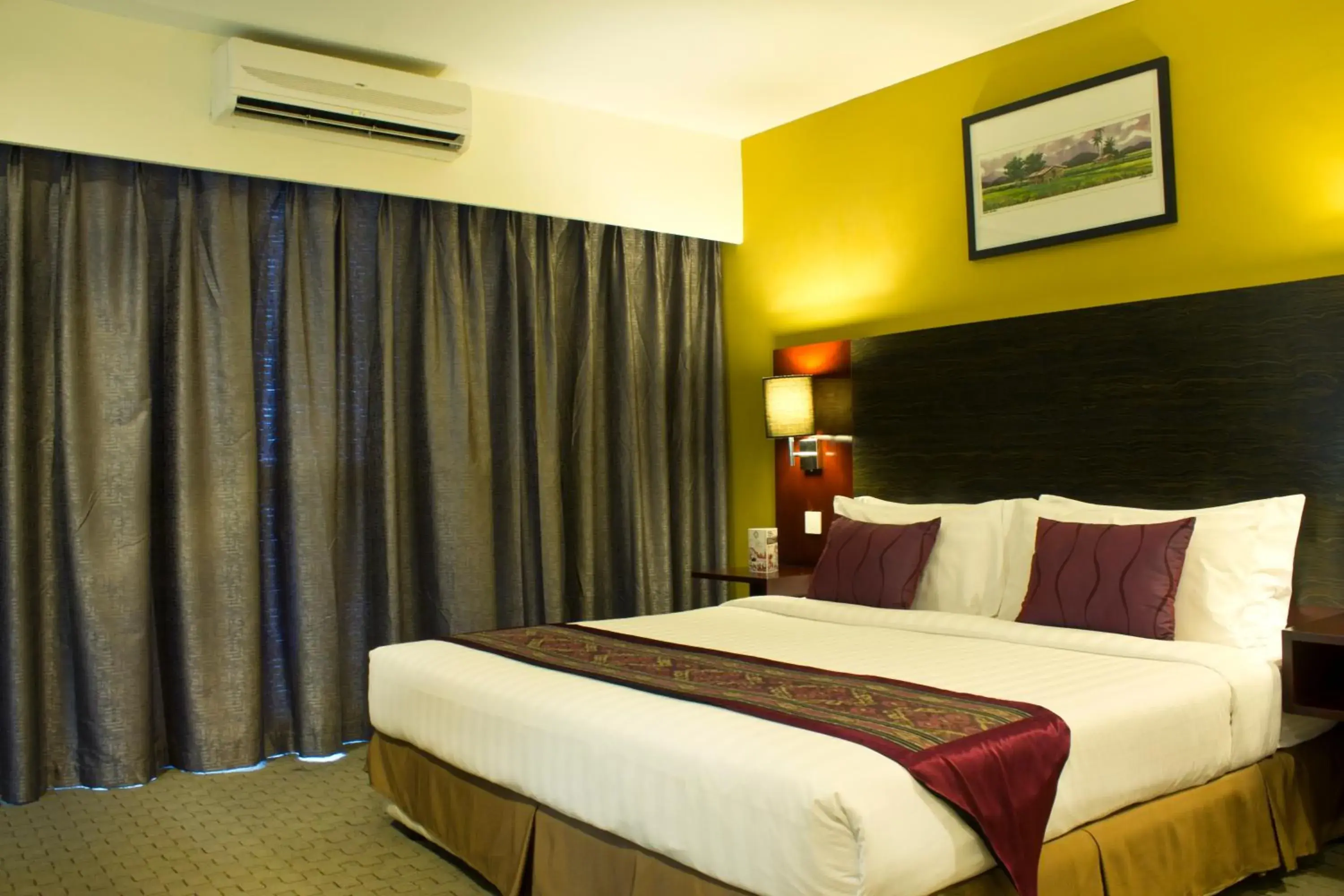 Bedroom, Bed in Ming Garden Hotel & Residences Bedroom, Bed in Ming Garden Hotel & Residences