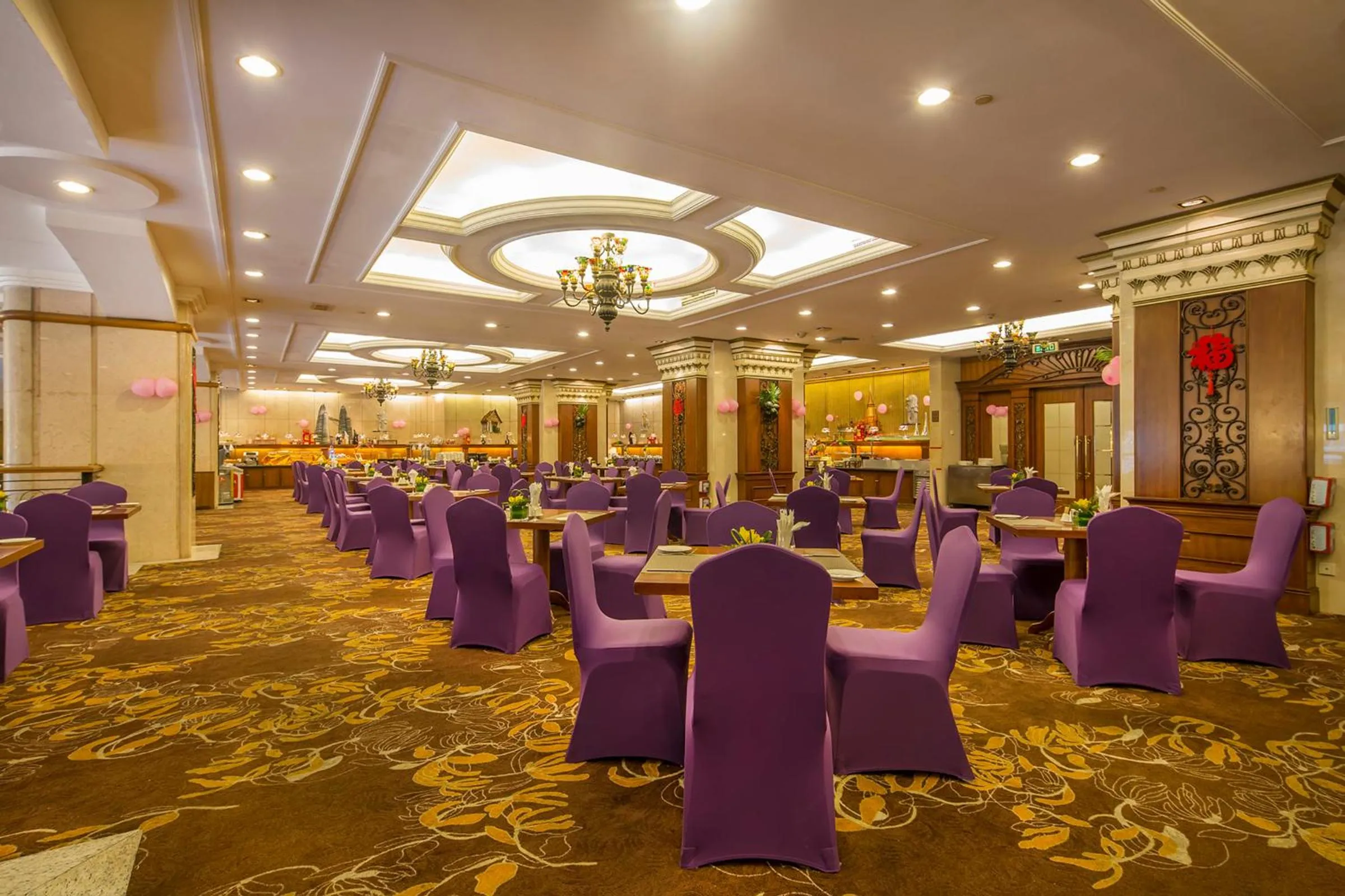 Restaurant/places to eat, Banquet Facilities in Hotel Canton