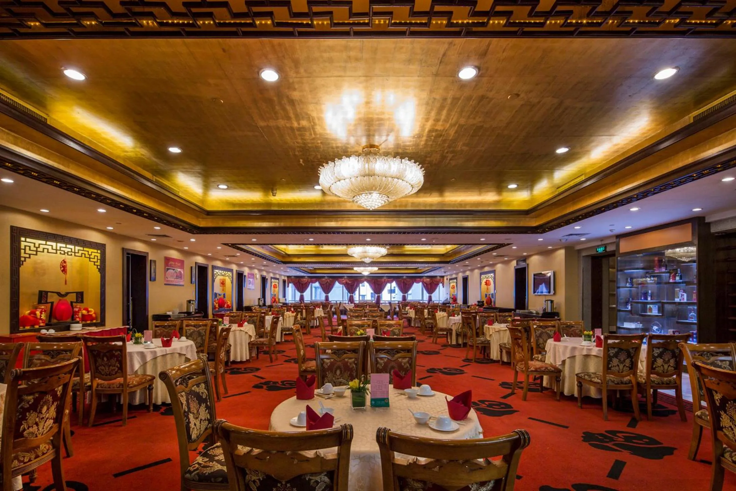 Restaurant/Places to Eat in Hotel Canton