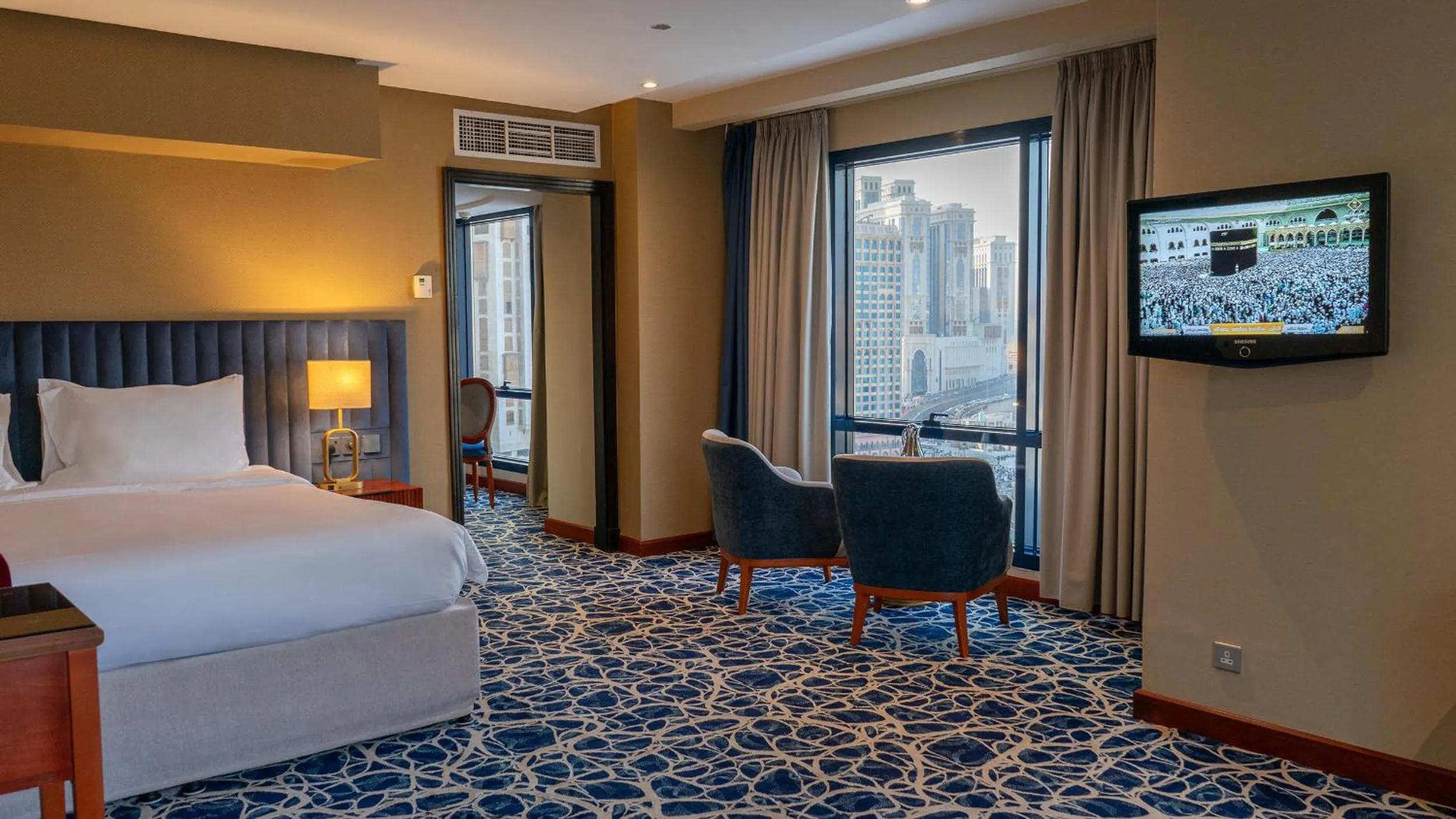 Photo of the whole room in Al Safwah Hotel First Tower 1