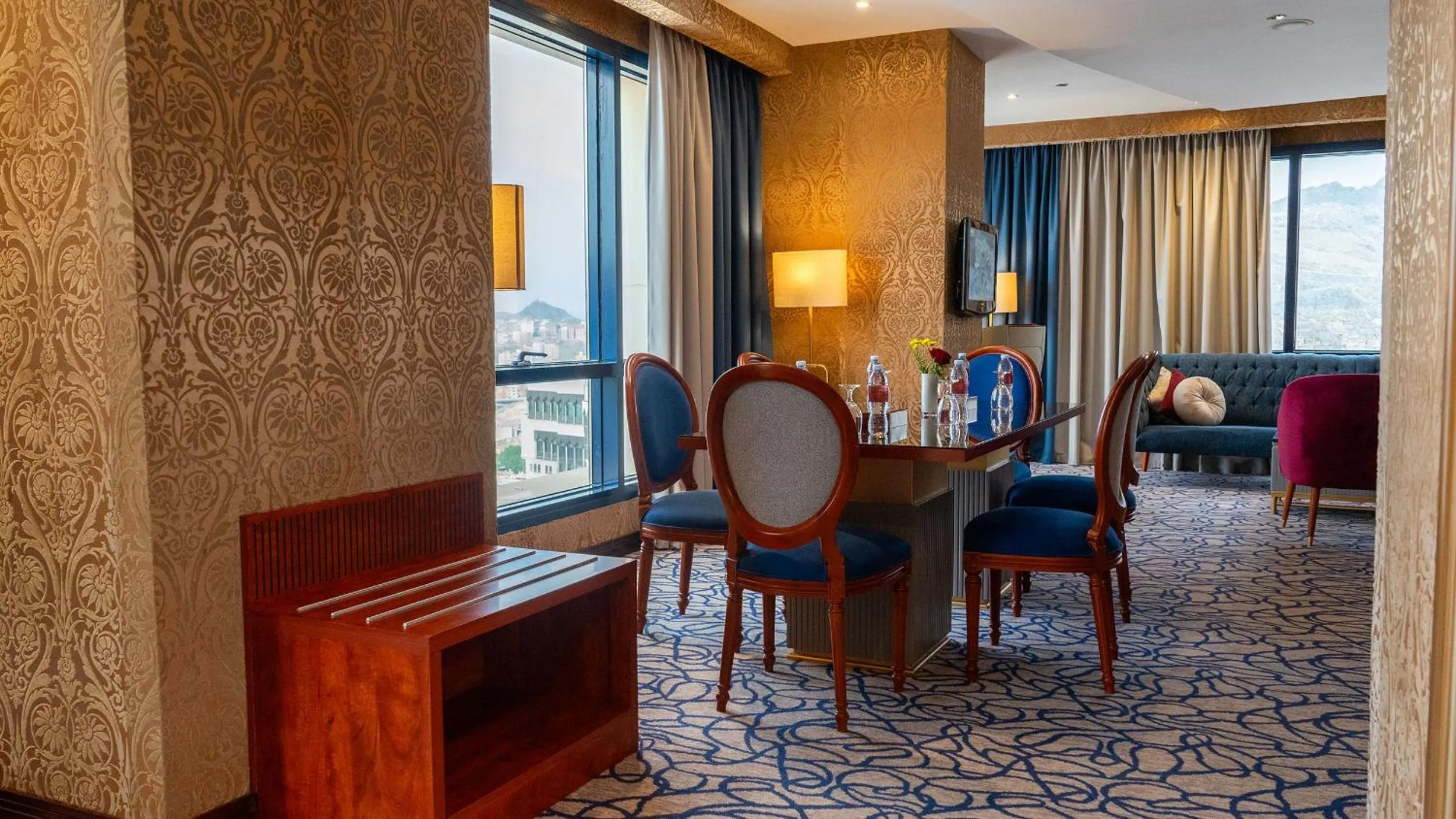 Photo of the whole room in Al Safwah Hotel First Tower 1