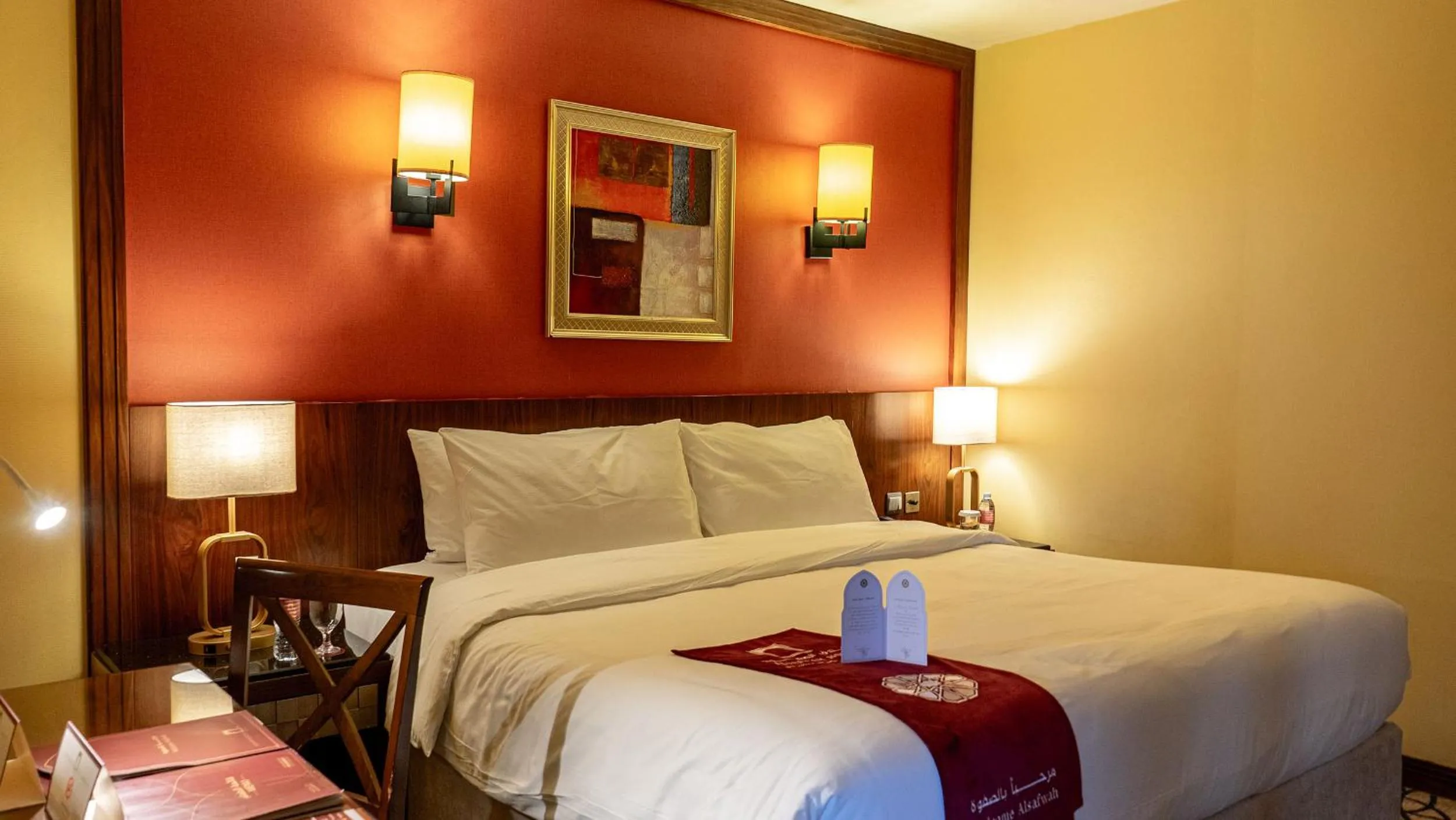 Bed in Al Safwah Hotel First Tower 1