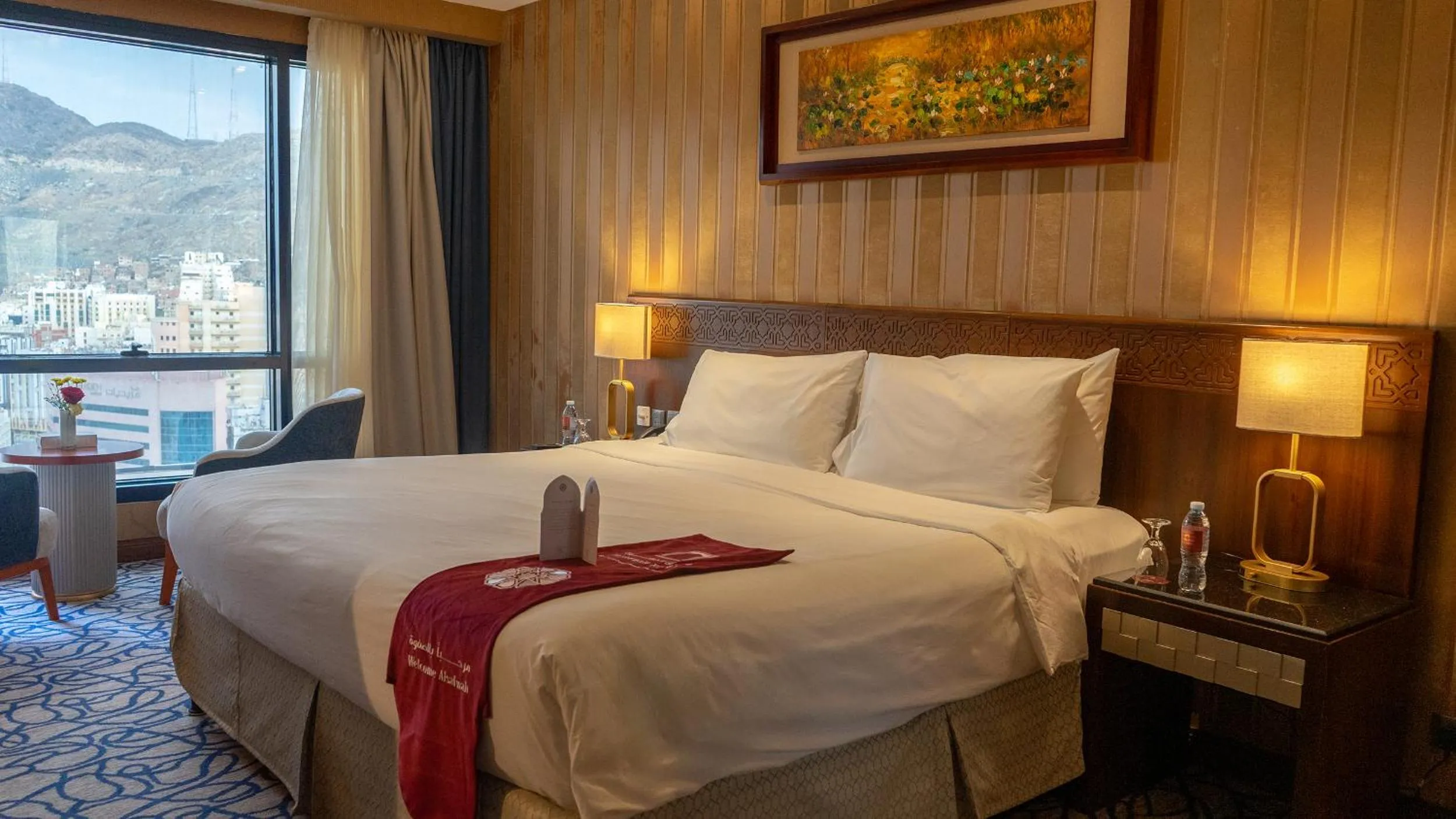 Bed in Al Safwah Hotel First Tower 1