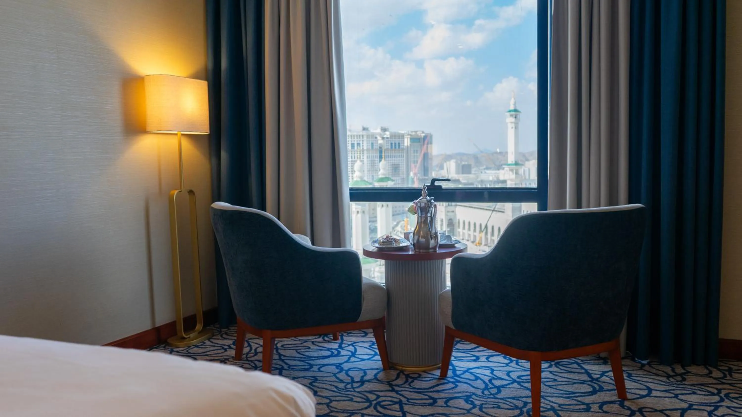Bedroom in Al Safwah Hotel First Tower 1