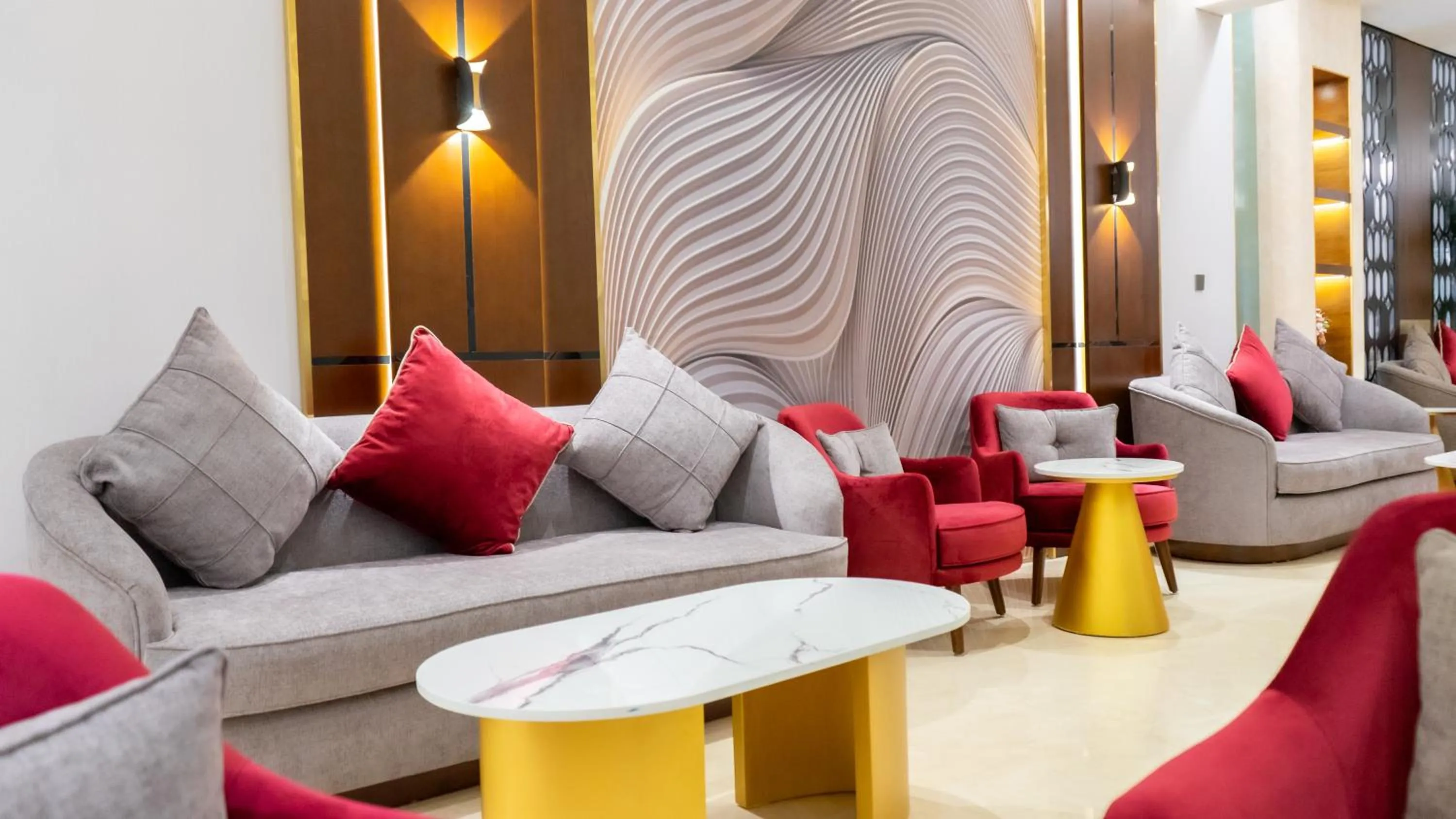 Lobby or reception in Al Safwah Hotel First Tower 1