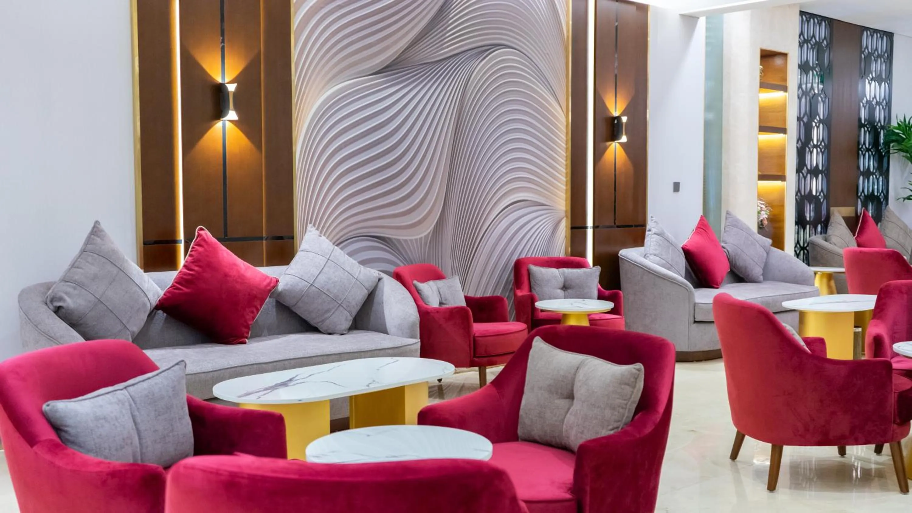 Lobby or reception in Al Safwah Hotel First Tower 1