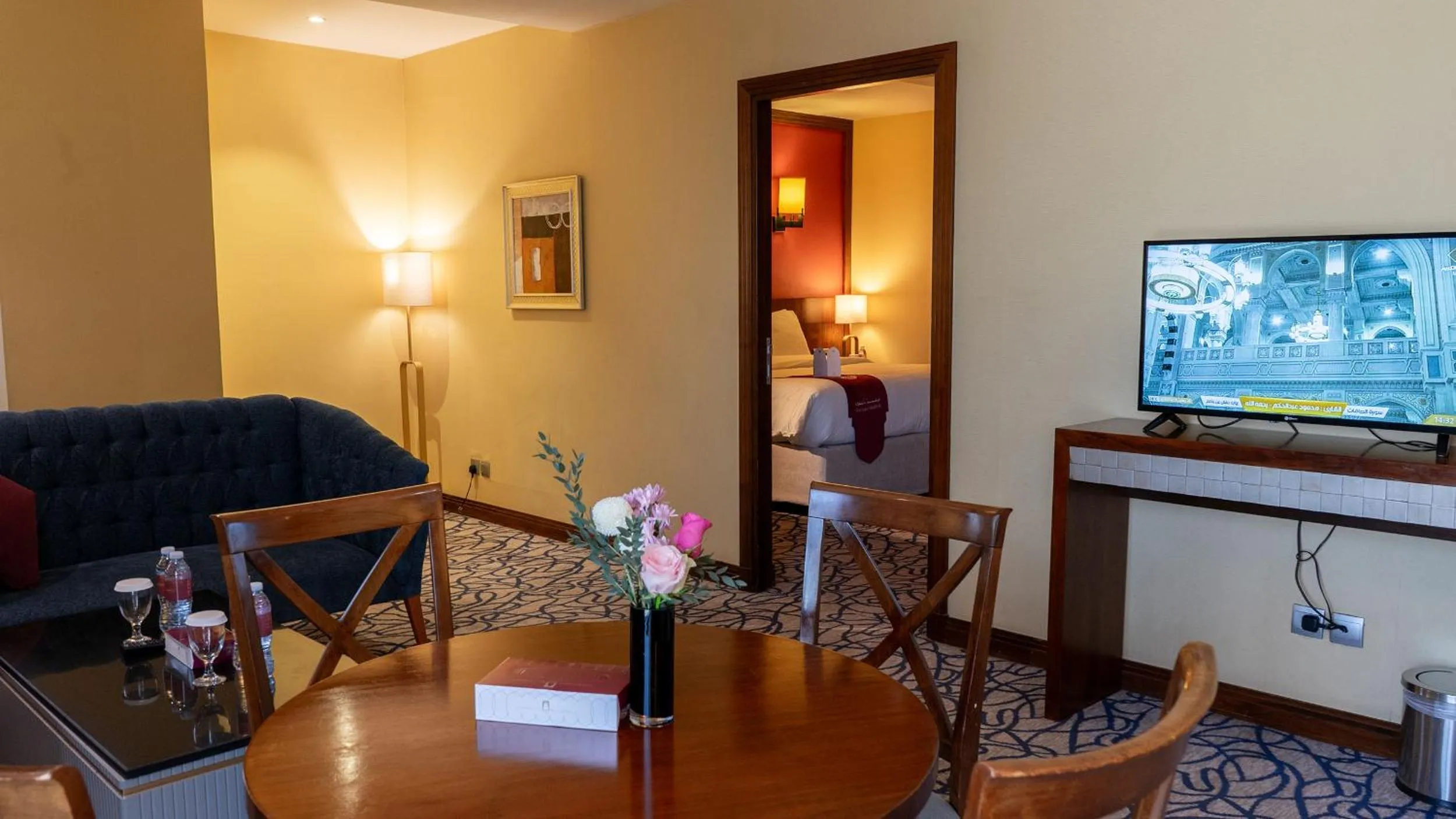 Photo of the whole room in Al Safwah Hotel First Tower 1