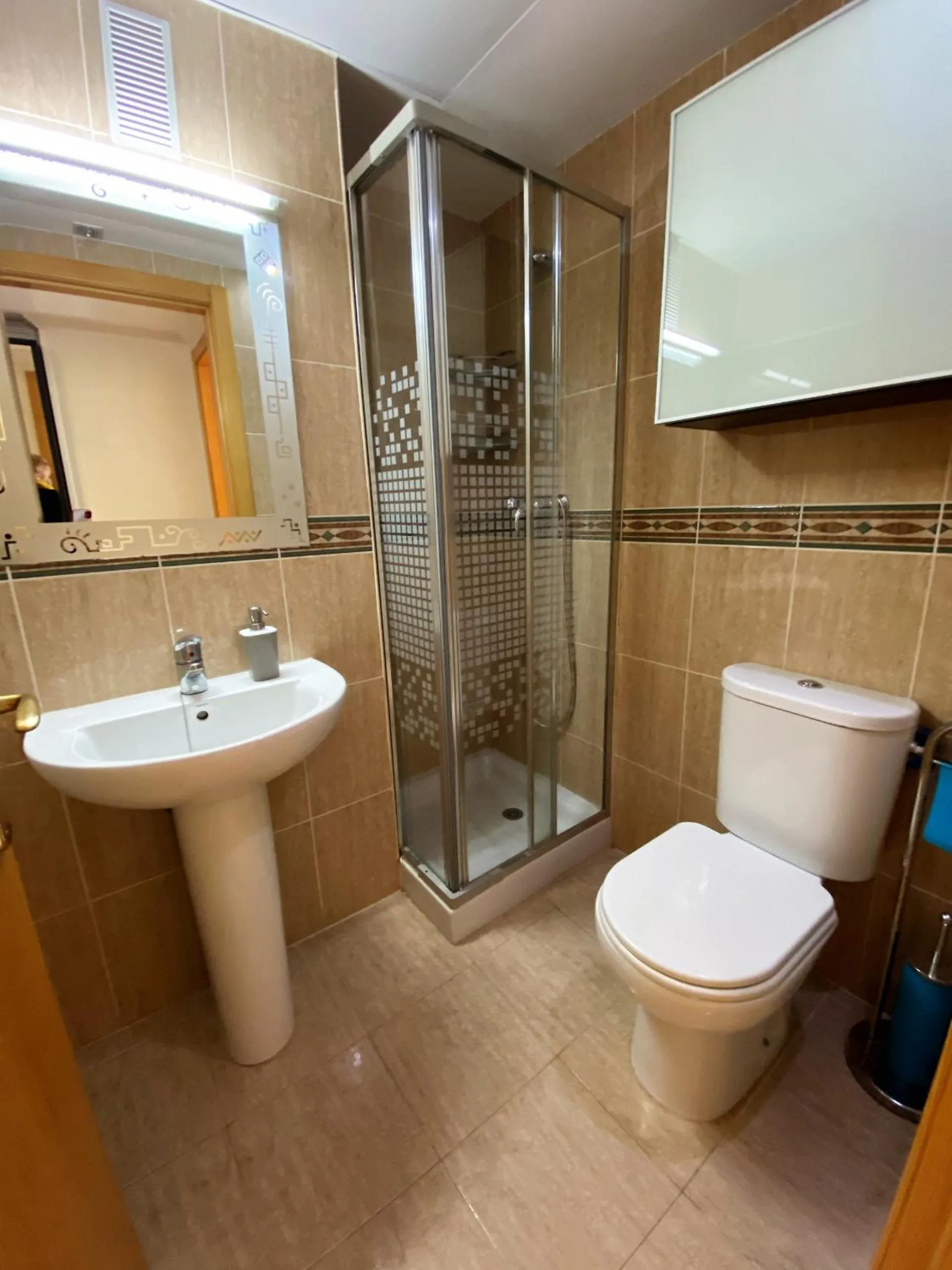 Bathroom in A468 - Villamar - 2004 Finestrat s.l.