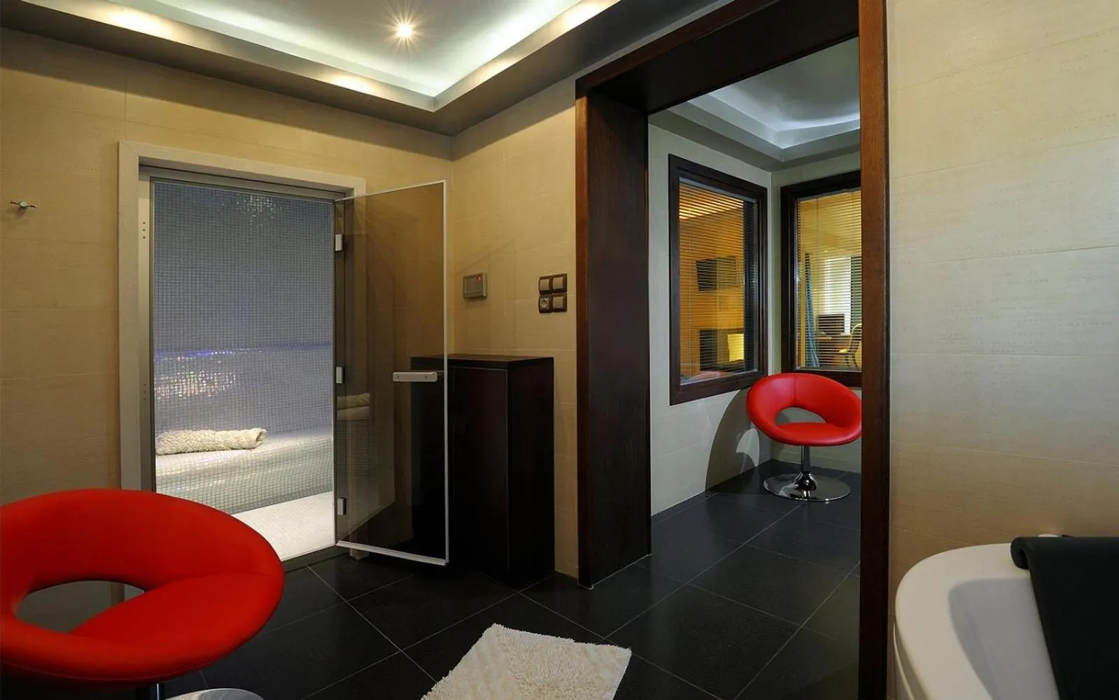 Bed in Iakovakis Suites & Spa