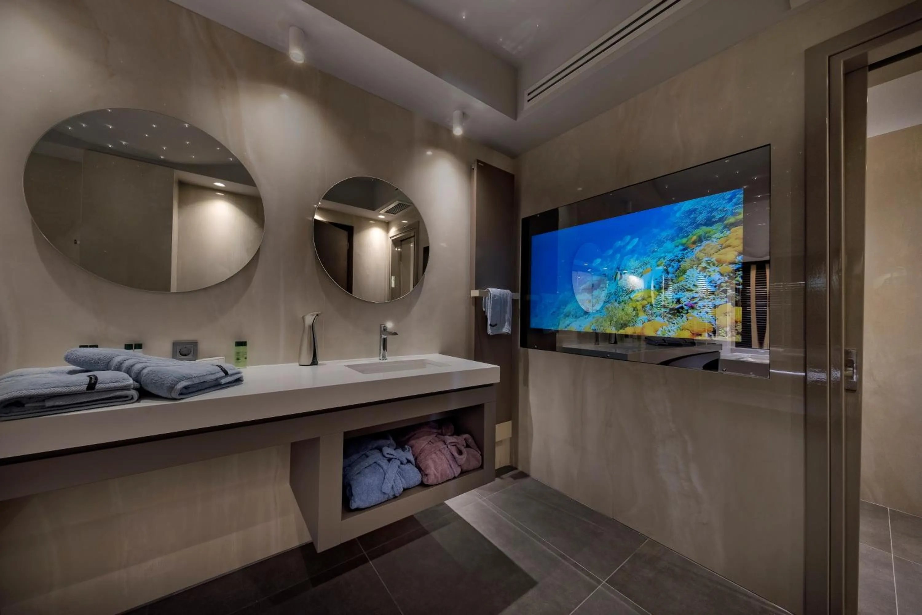 Iakovakis Suites & Spa