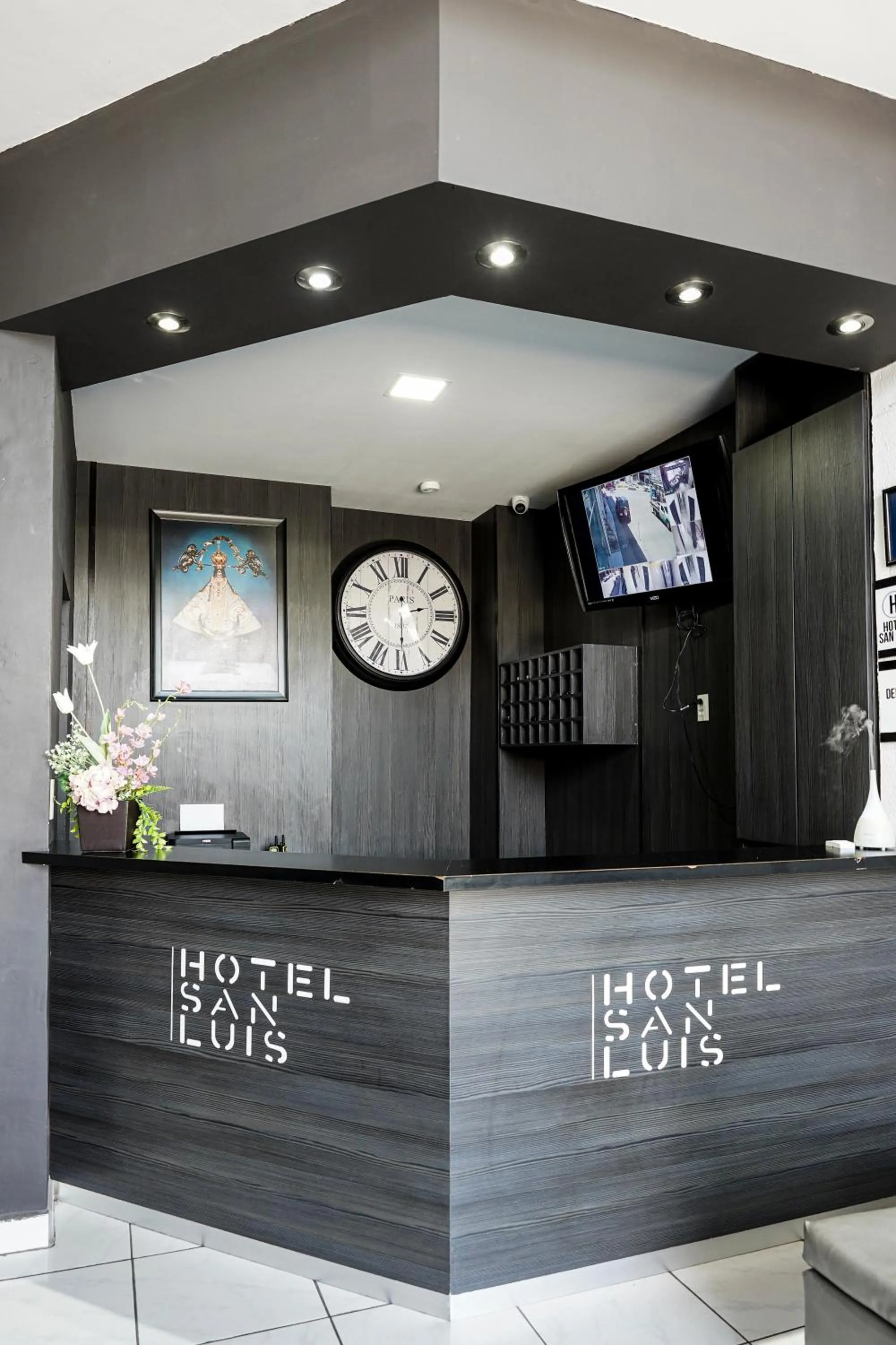 Lobby or reception in Hotel San Luis
