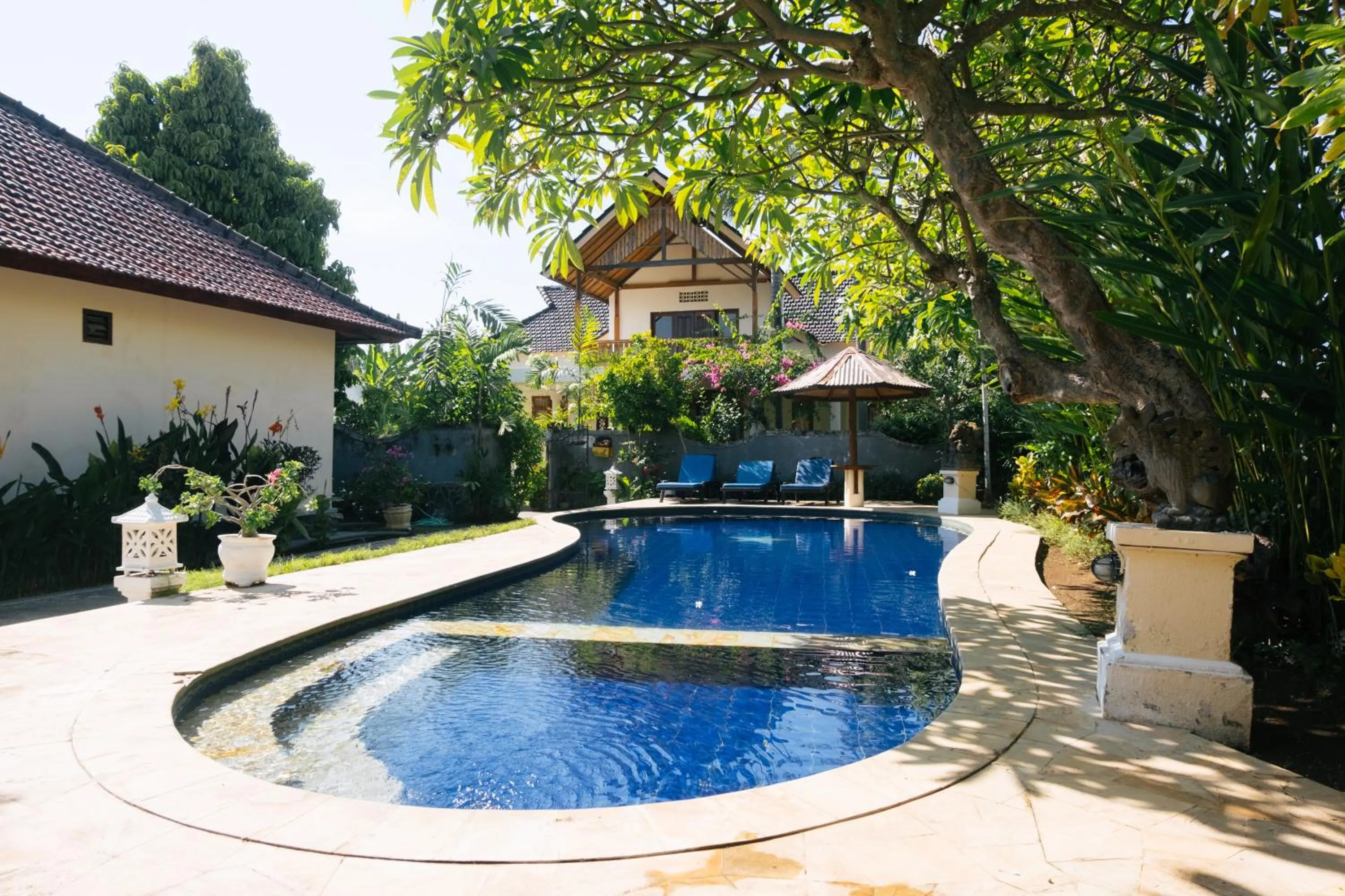 Property building in New Starlight Hotel Lovina