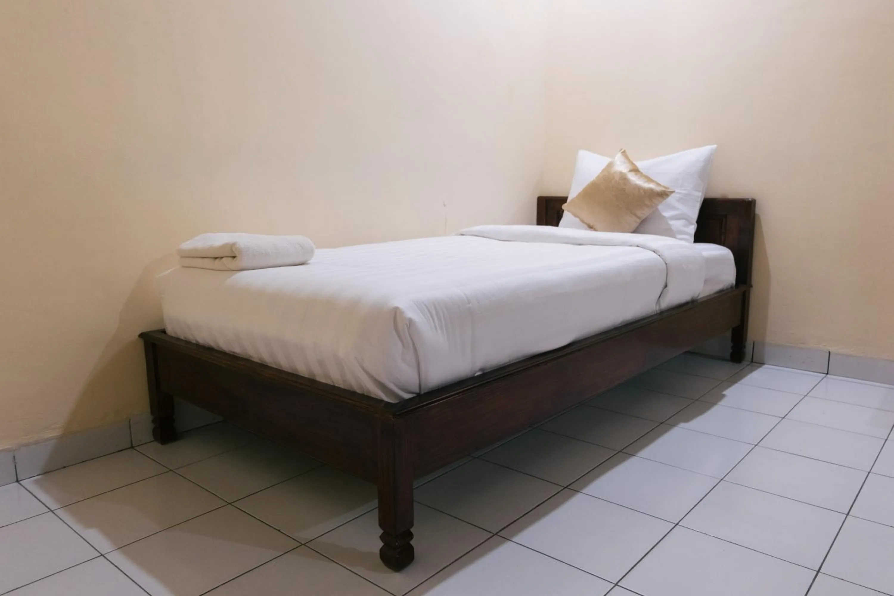 Bed in New Starlight Hotel Lovina