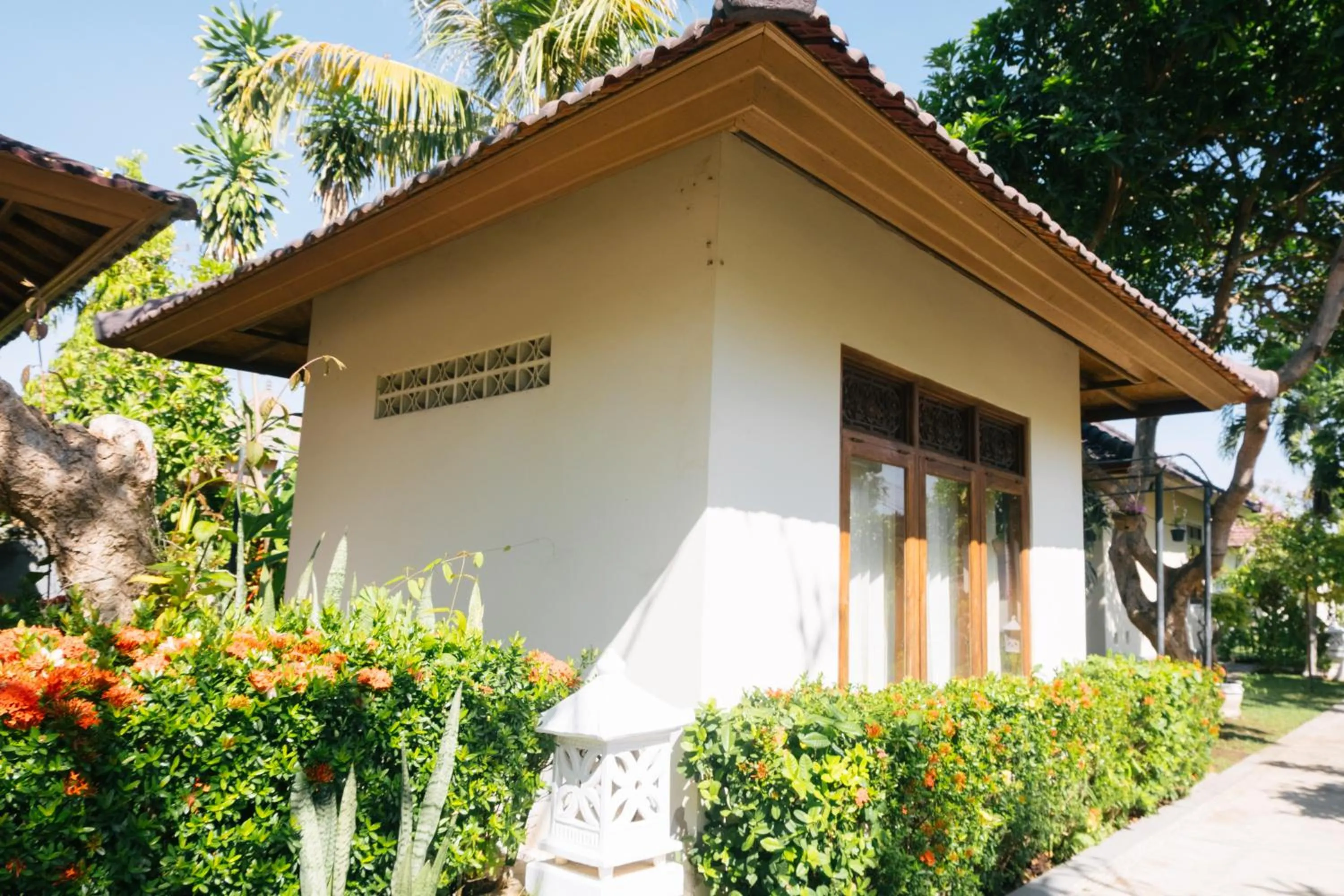 Property building in New Starlight Hotel Lovina