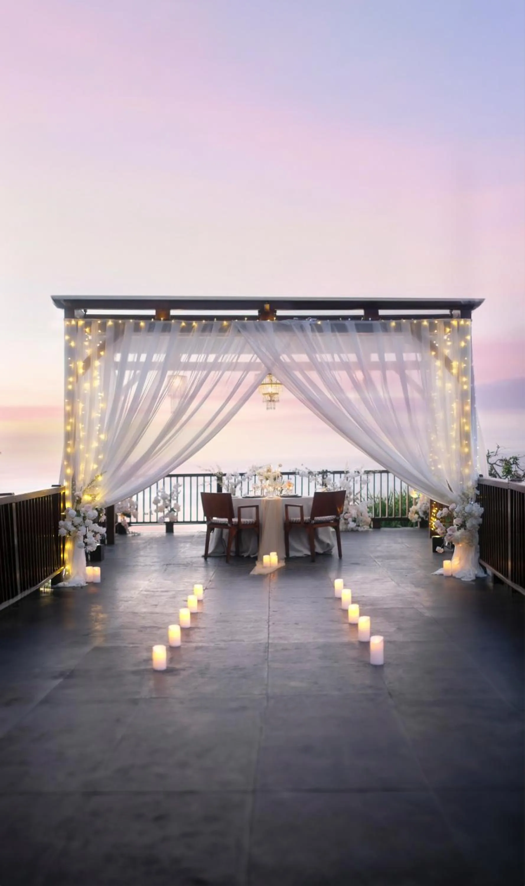 Dinner in Anantara Uluwatu Bali Resort