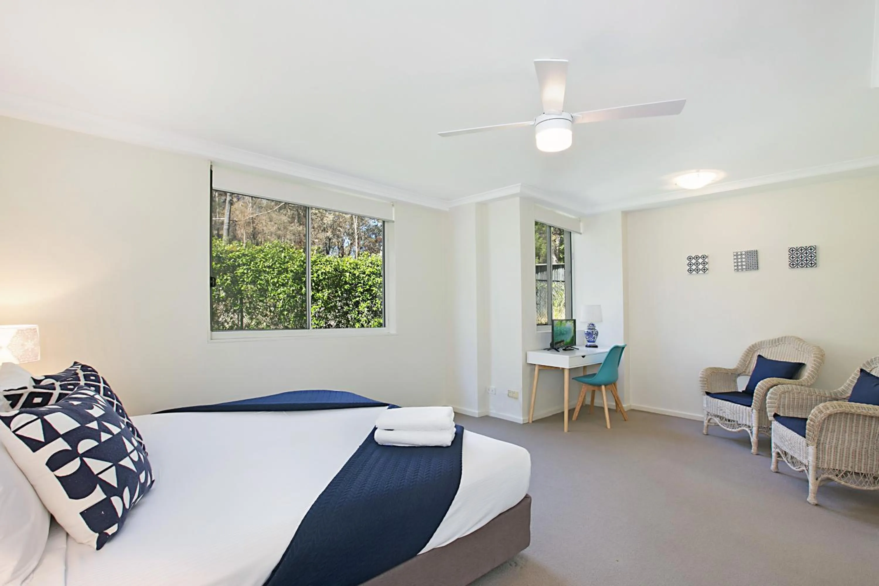 Bedroom, Bed in Mantra Nelson Bay