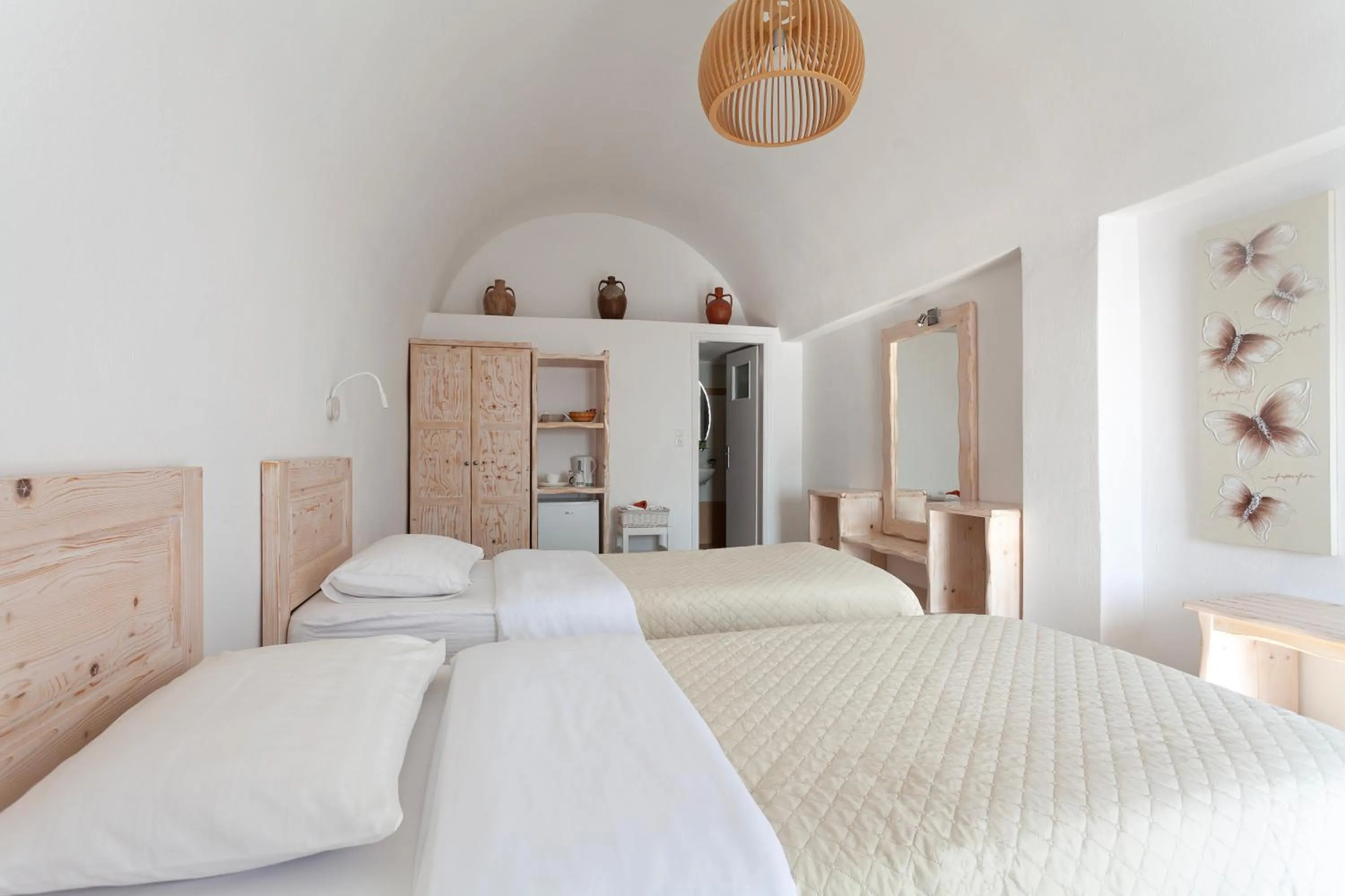 Bedroom, Bed in Caldera Butterfly Villas