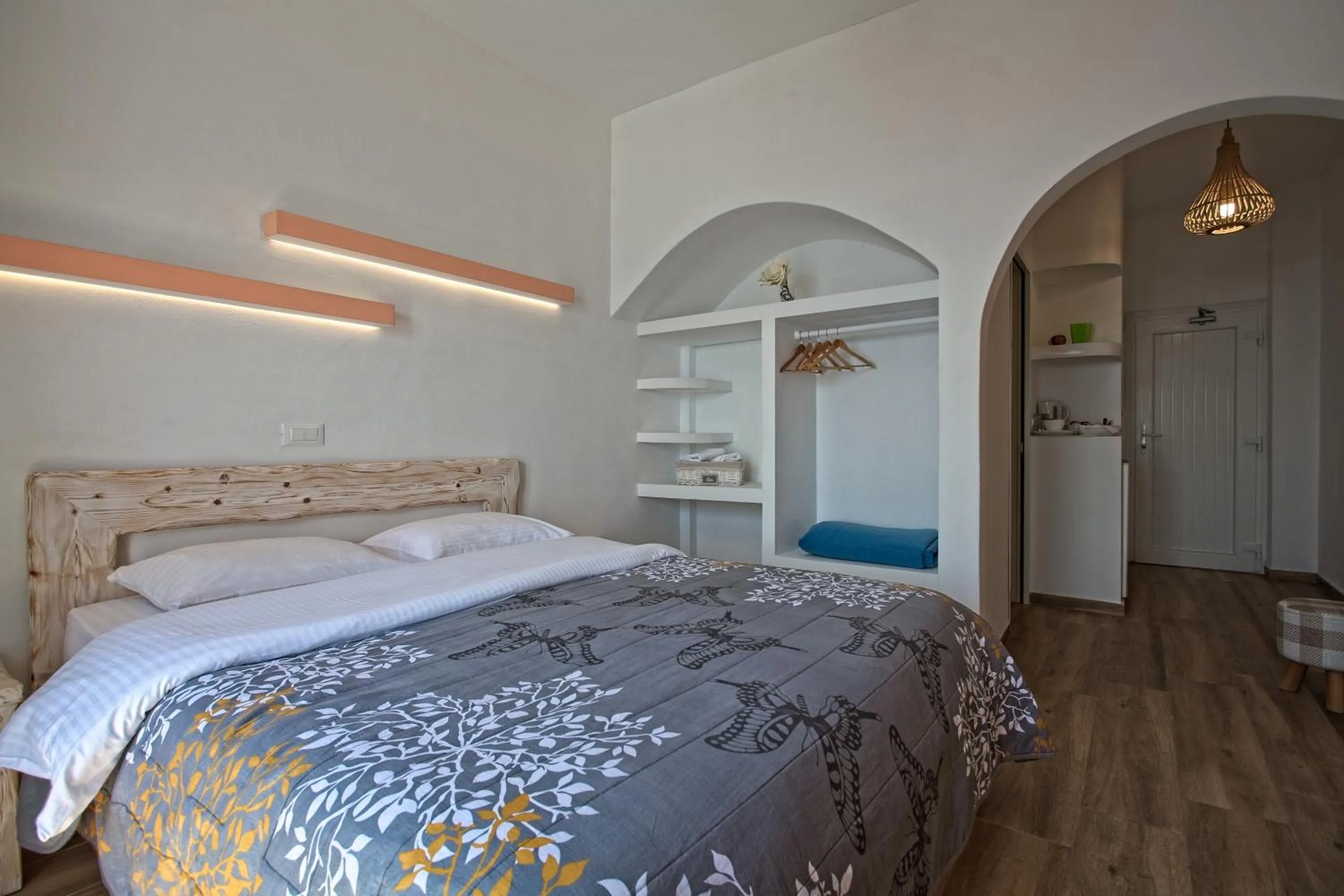 Bedroom, Bed in Caldera Butterfly Villas