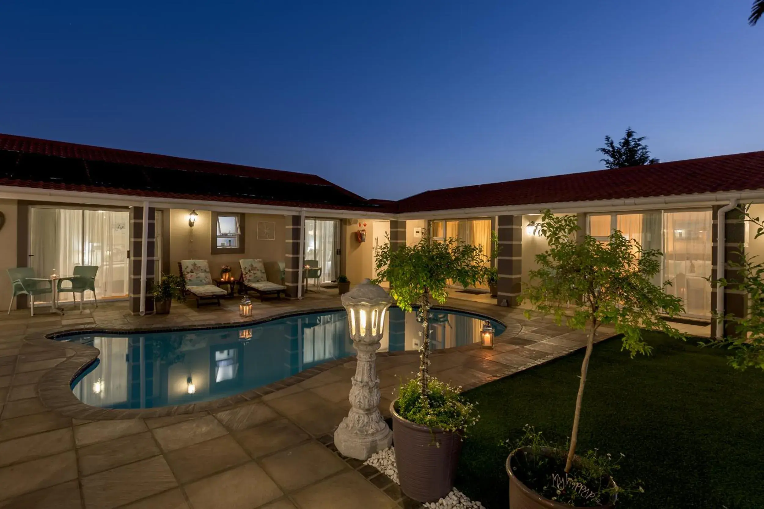 Property building in Atlantic Beach Villa Property building in Atlantic Beach Villa