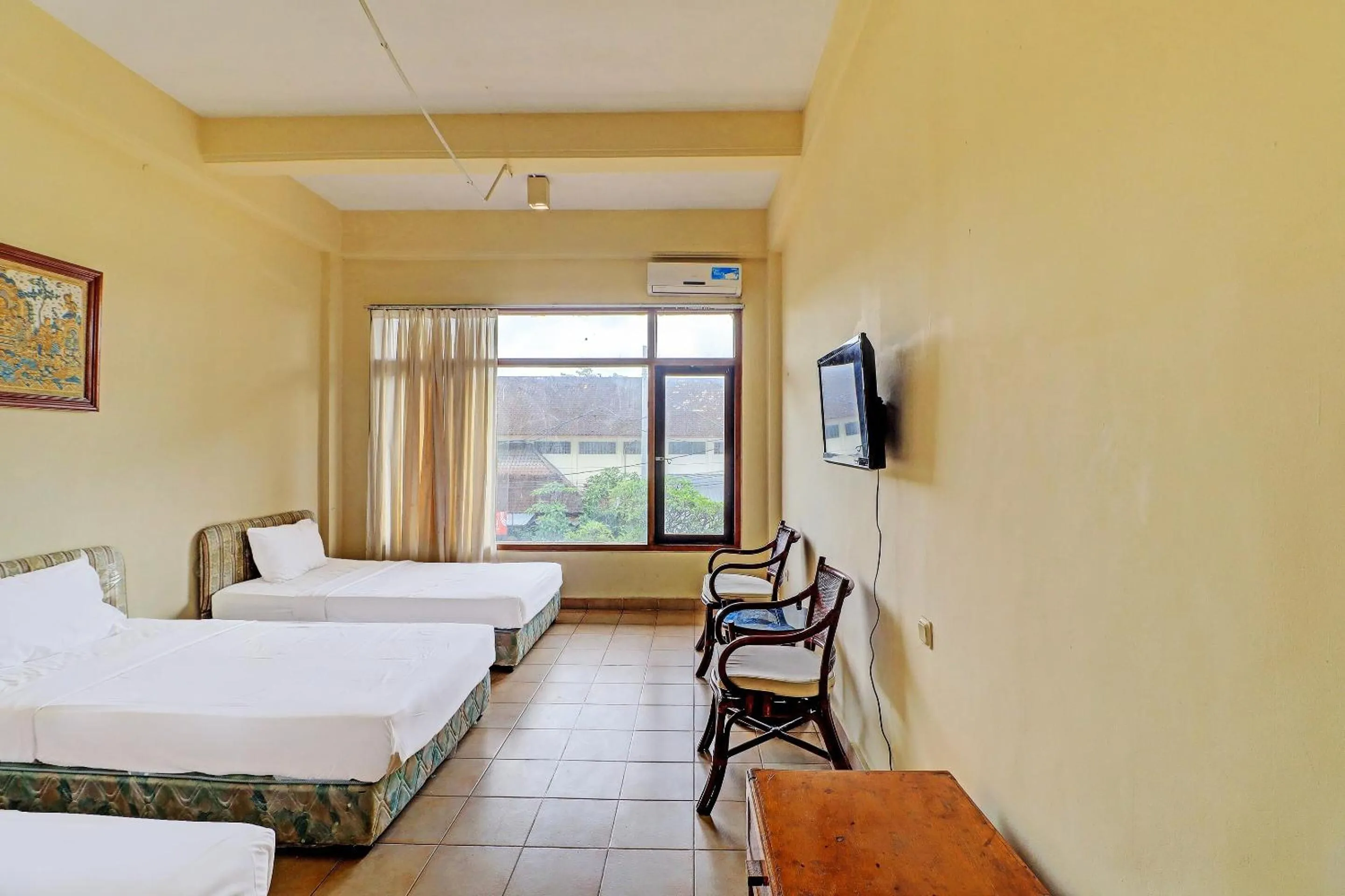 Bedroom in SUPER OYO 91870 Warna Kedaton