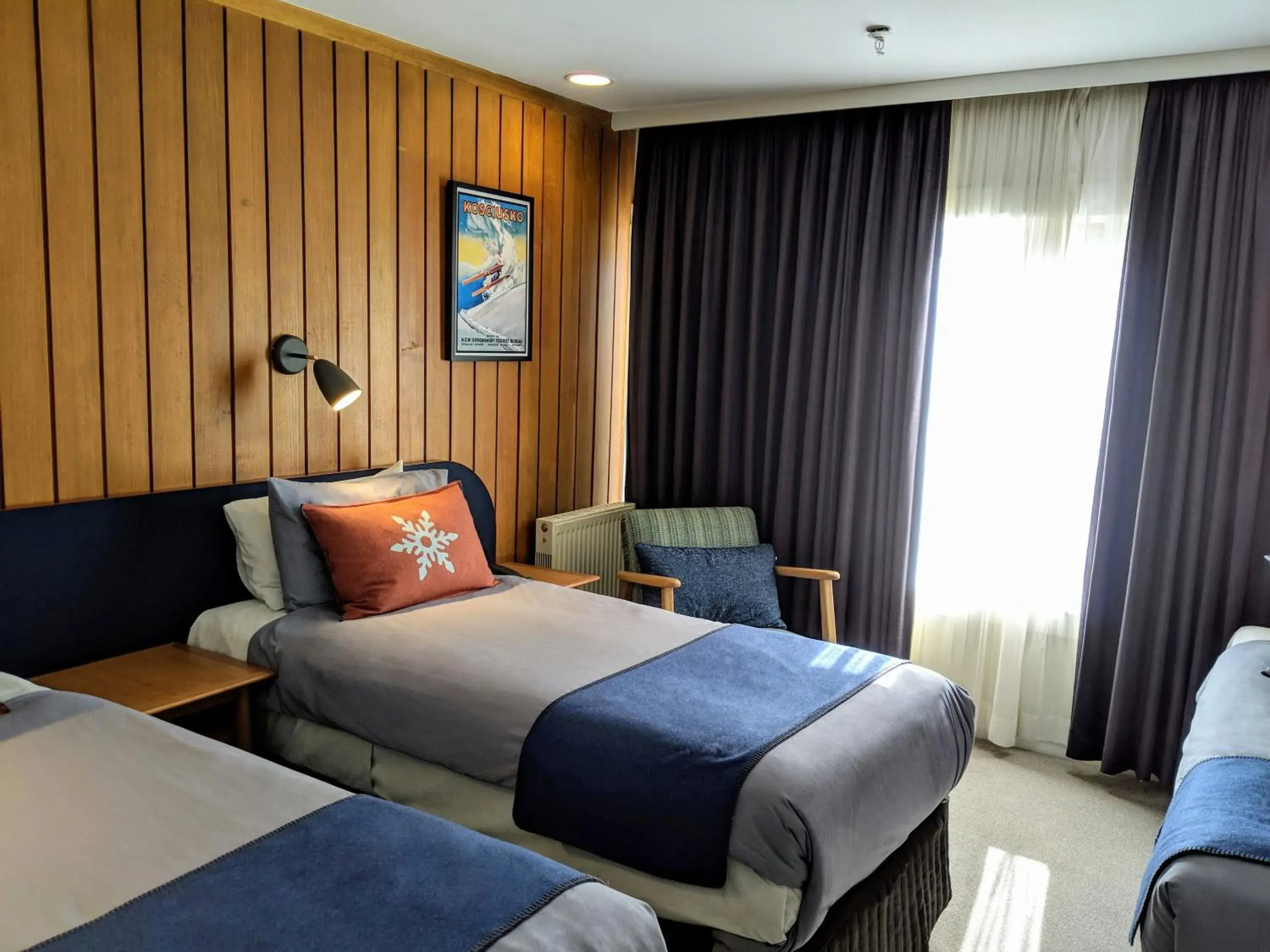 Bed in Thredbo Alpine Hotel Bed in Thredbo Alpine Hotel