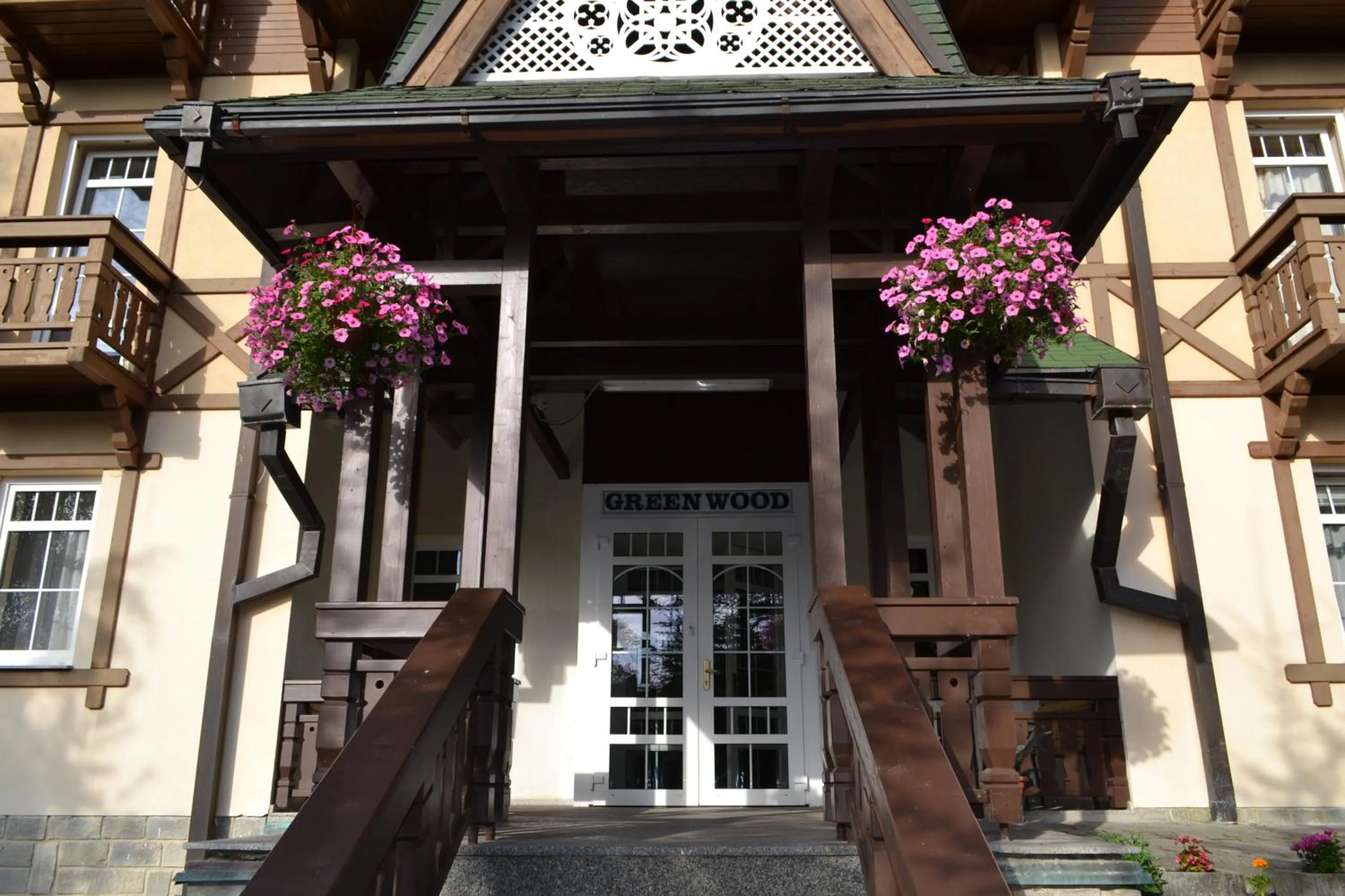 Facade/entrance in Greenwood hotel