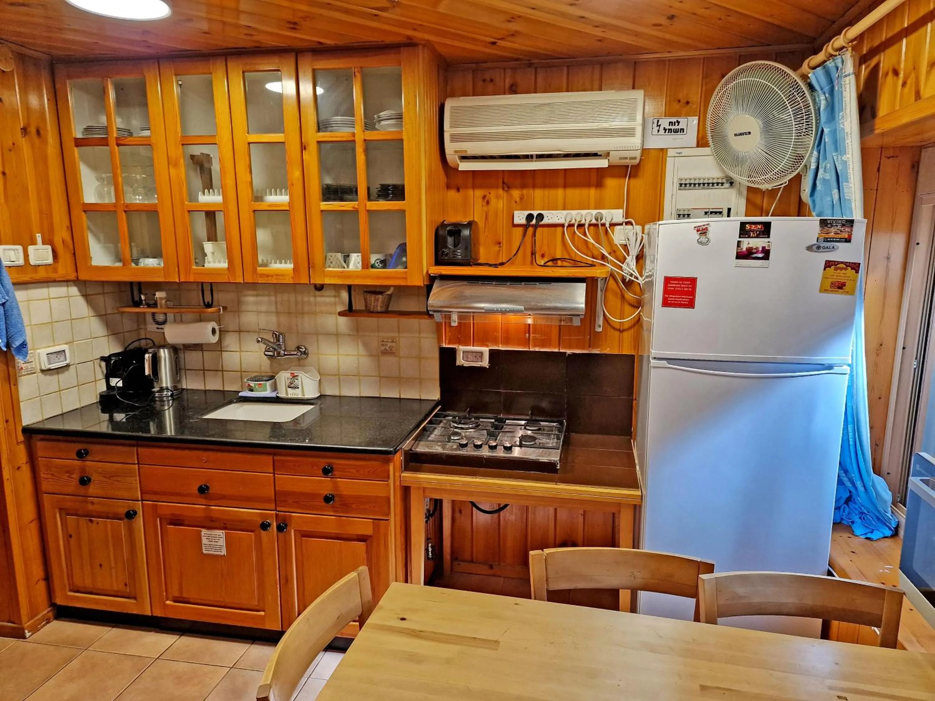 Property building in Ohn-Bar Guesthouse