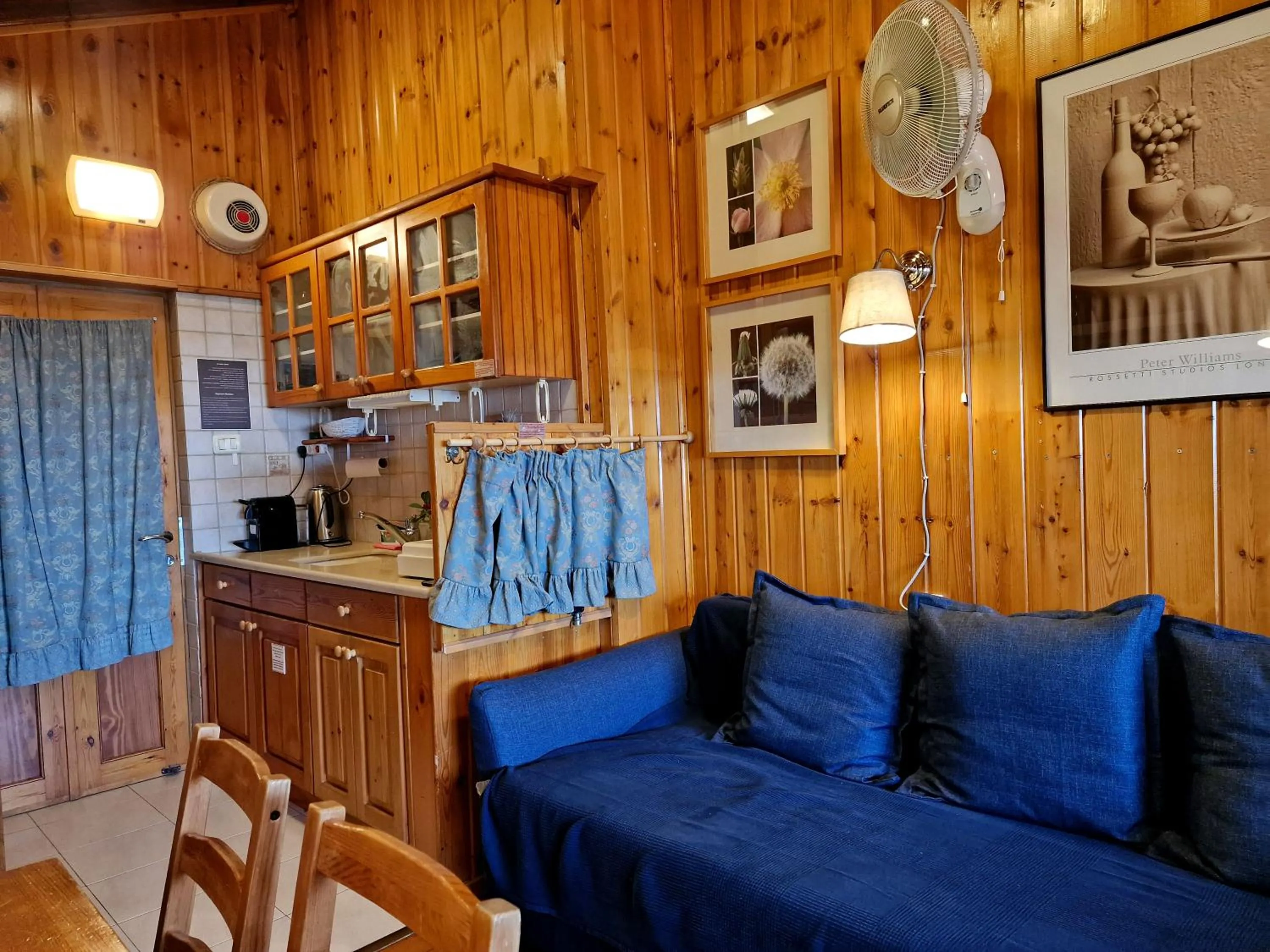 Property building in Ohn-Bar Guesthouse