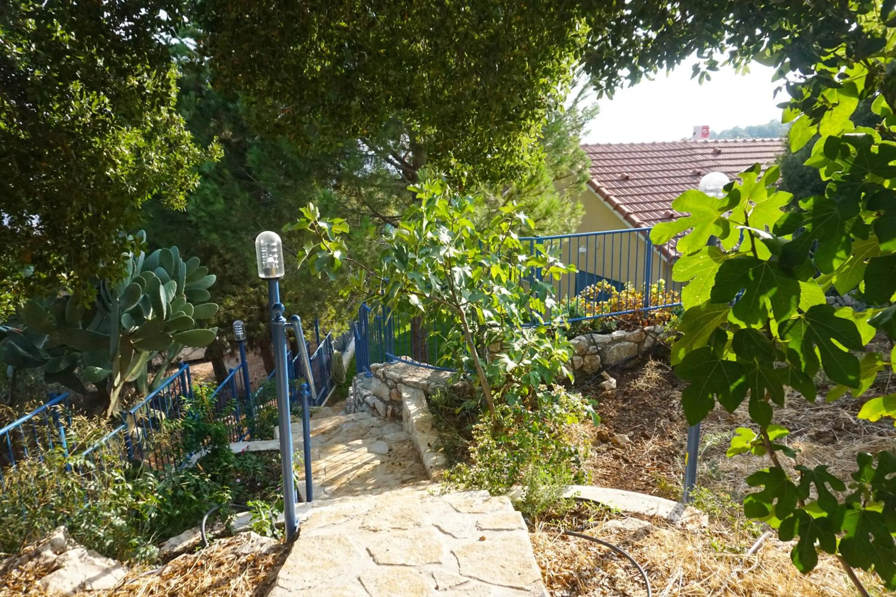 Property building in Ohn-Bar Guesthouse