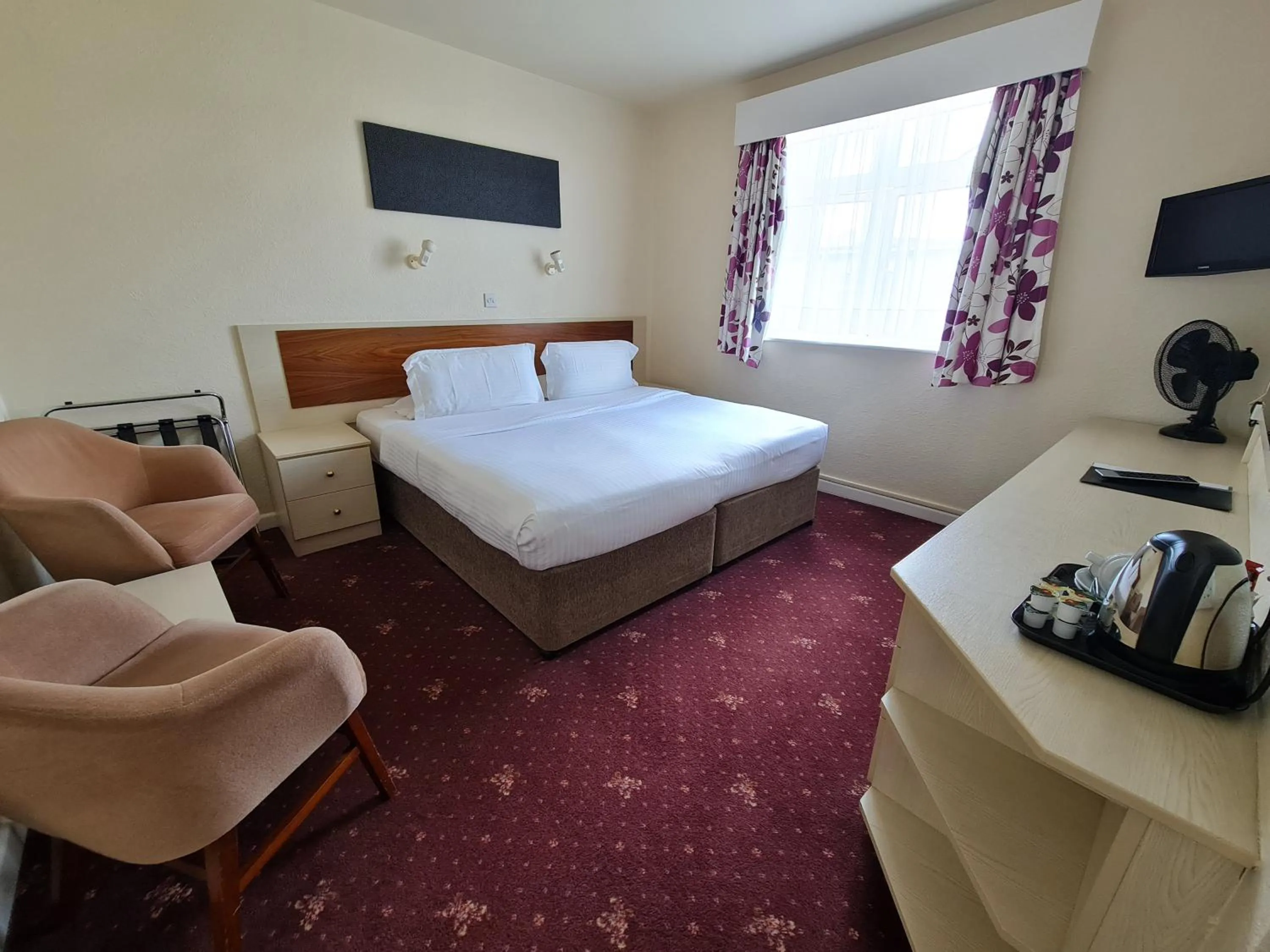 Bed in Norfolk Hotel