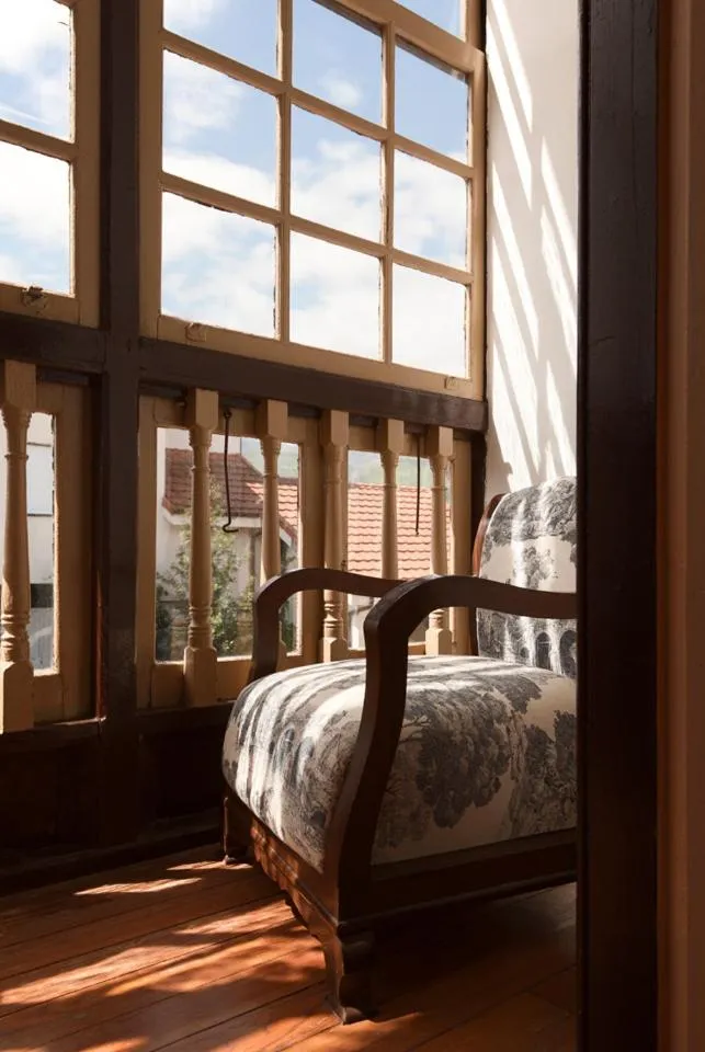 Seating area in Hotel Villa Miramar