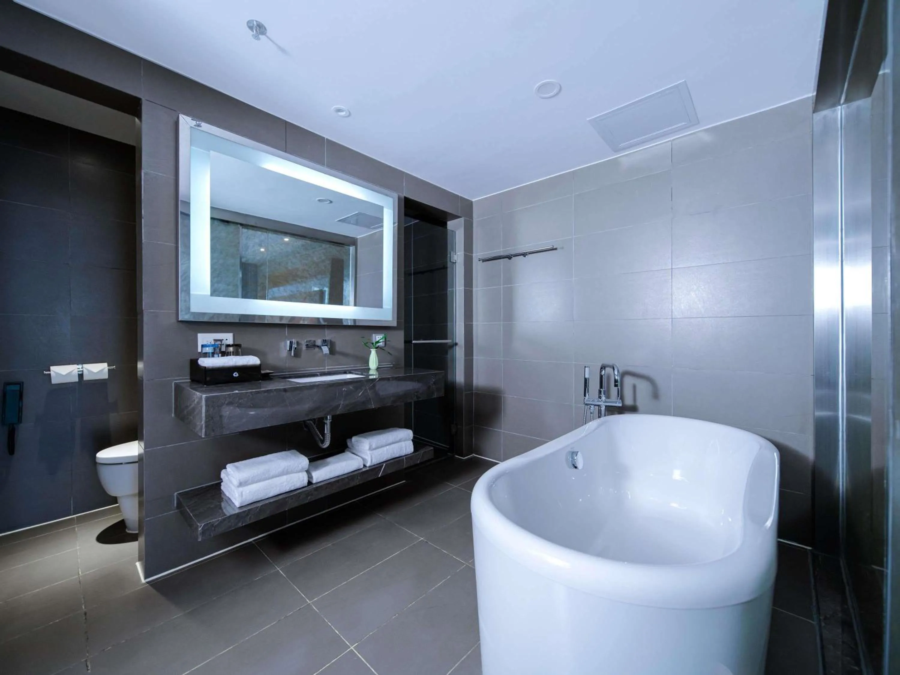 Bedroom in Novotel Guiyang Downtown