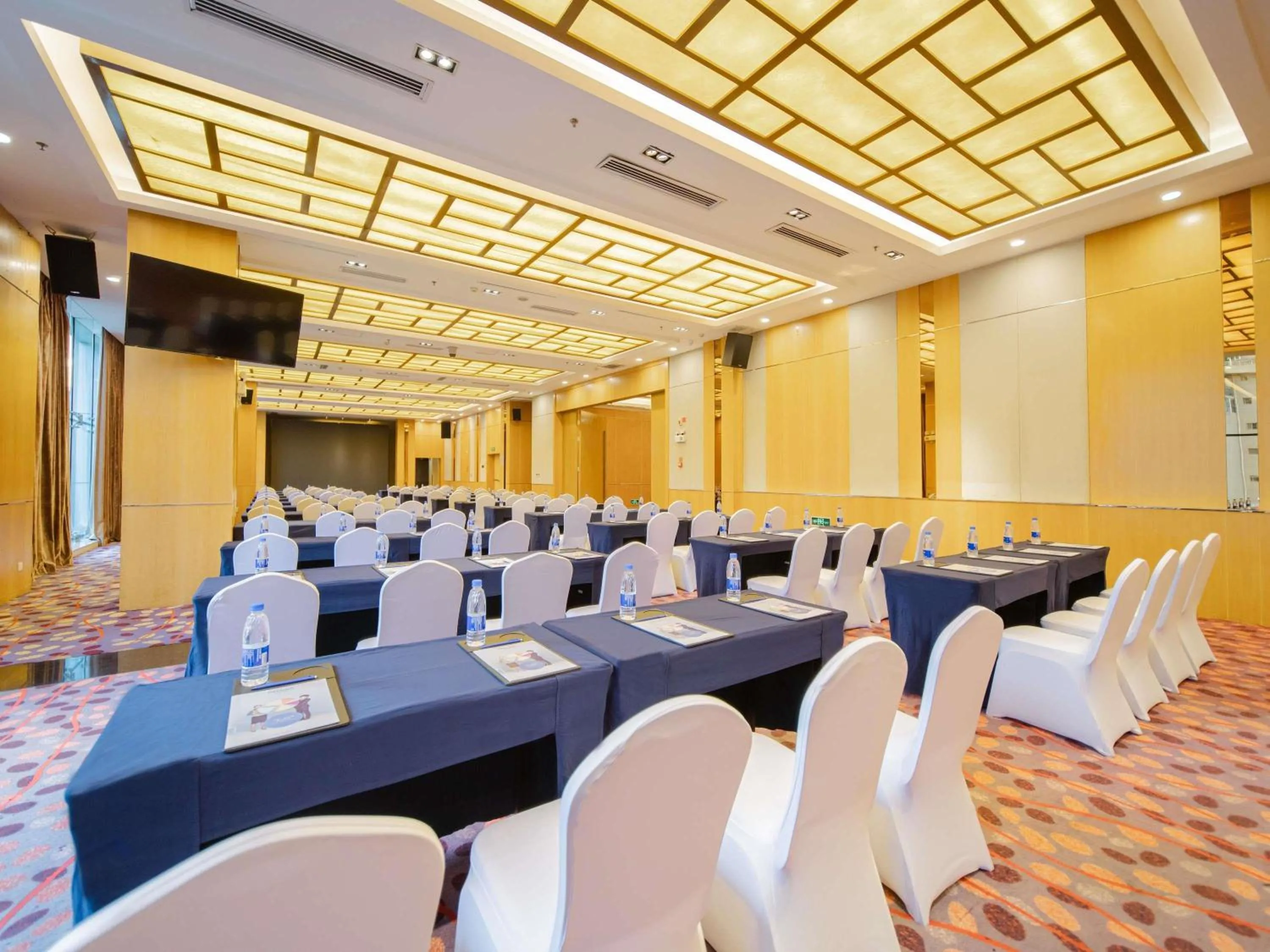 Meeting/conference room in Novotel Guiyang Downtown