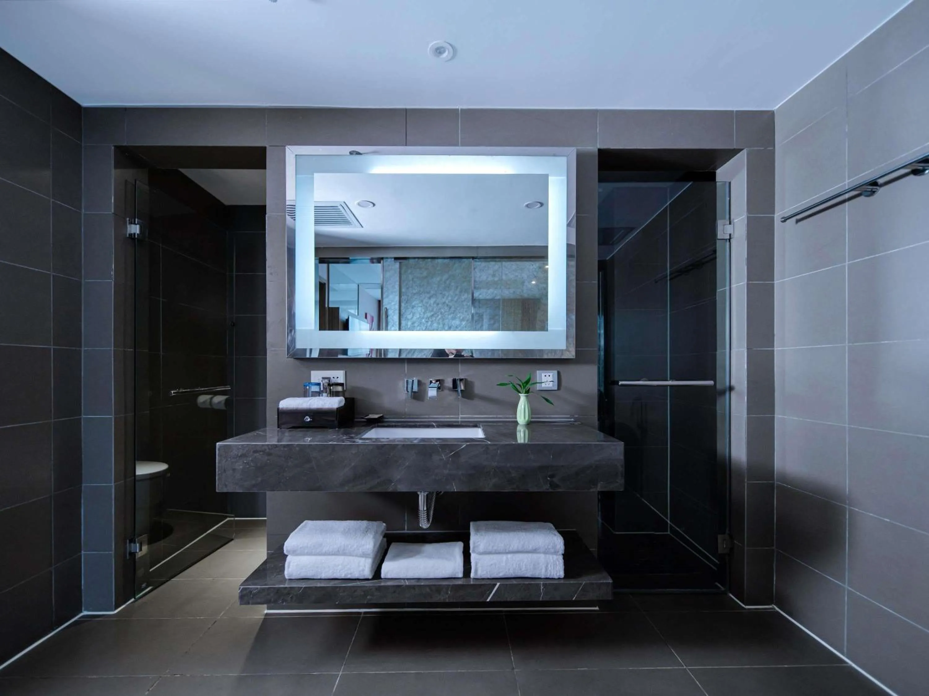 Bedroom in Novotel Guiyang Downtown