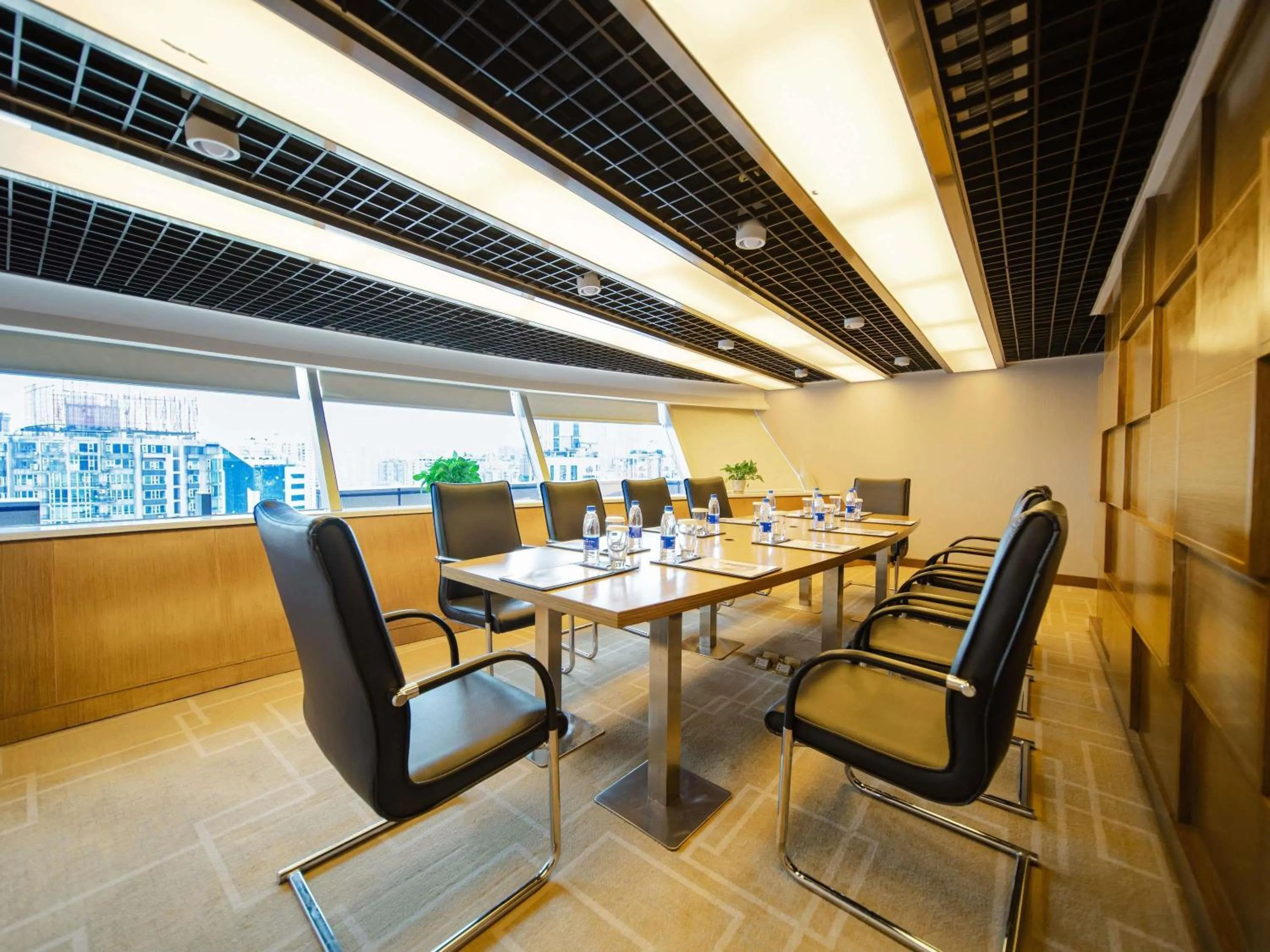 Meeting/conference room in Novotel Guiyang Downtown