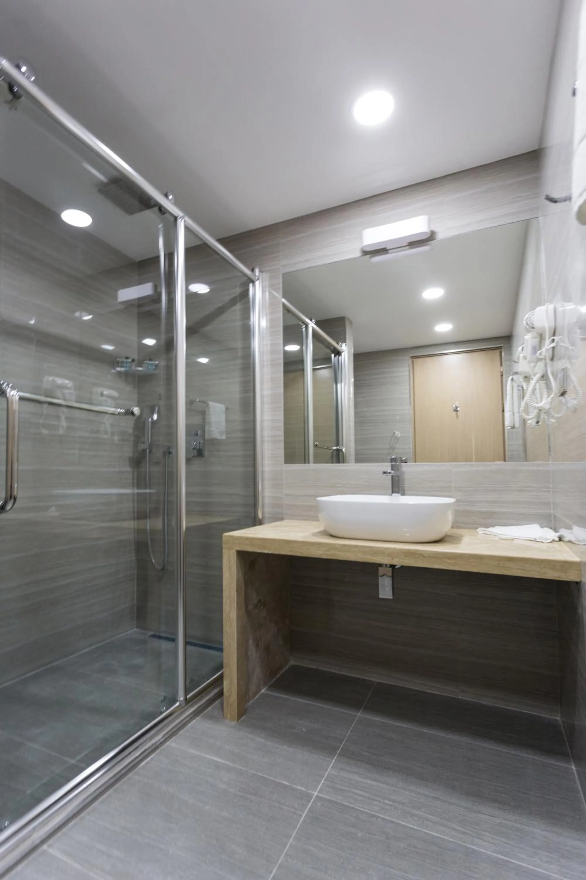 Shower in President Hotel by Hrazdan Hotel CJSC