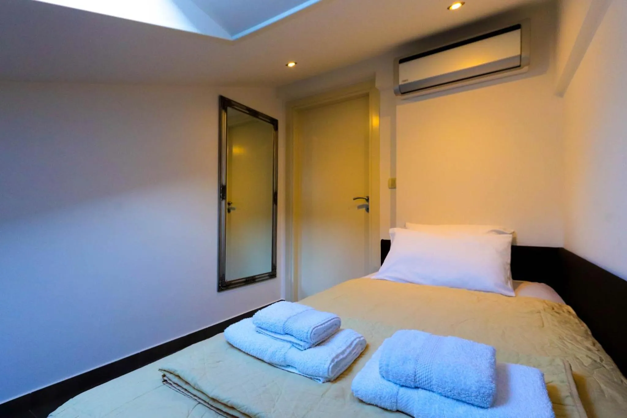 Bedroom, Bed in Apartments Sofija